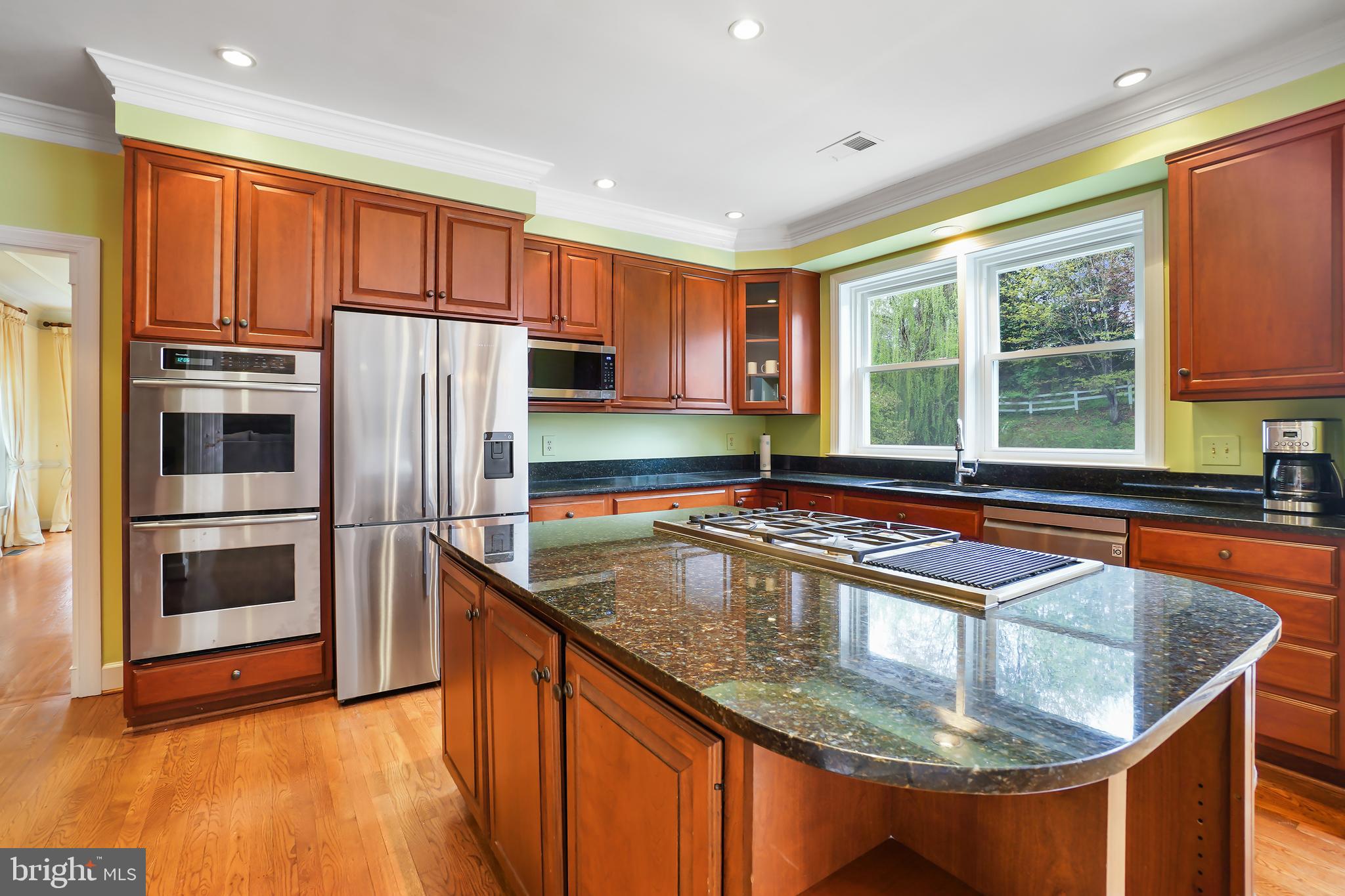 LAKE POTOMAC - Residential