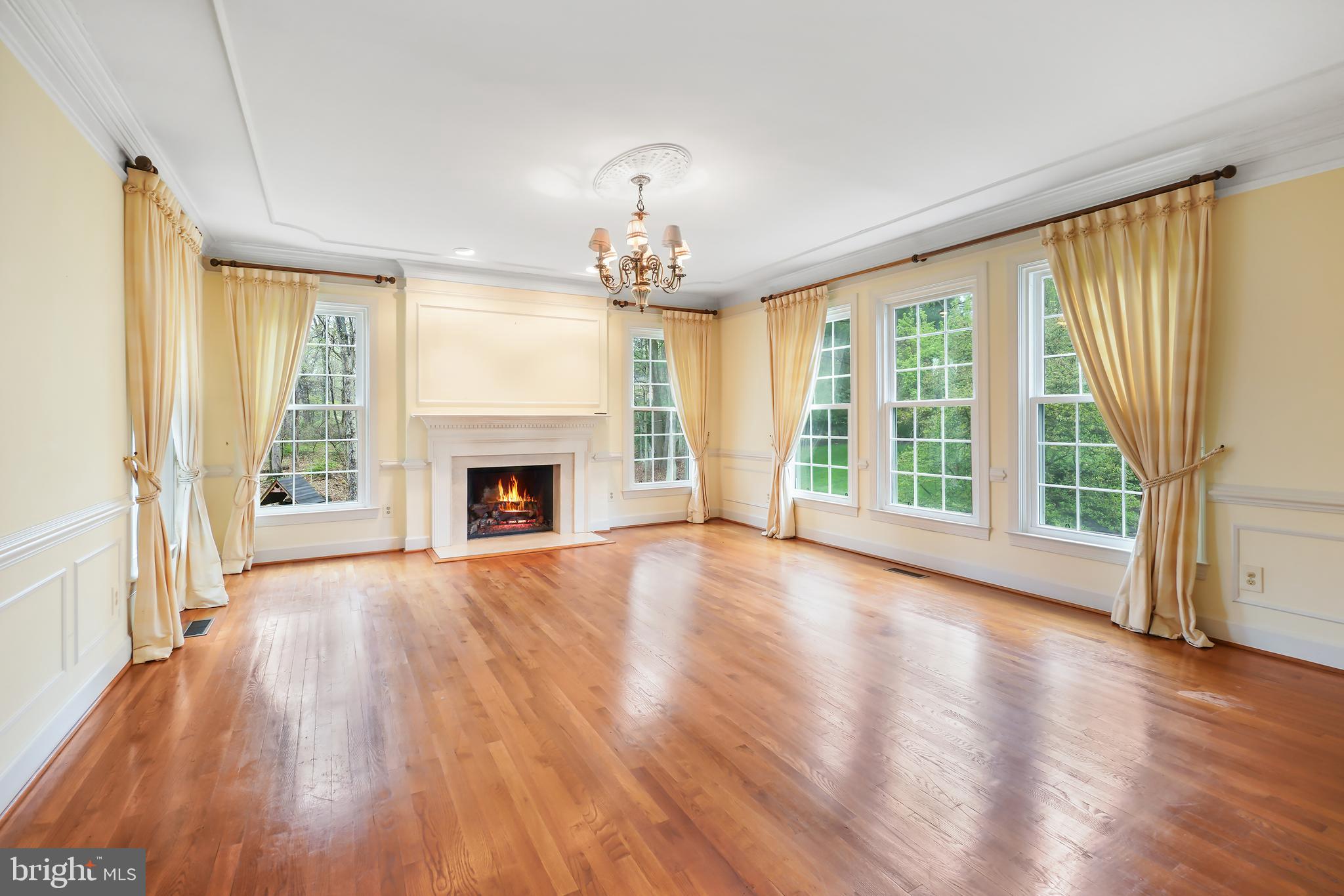 LAKE POTOMAC - Residential