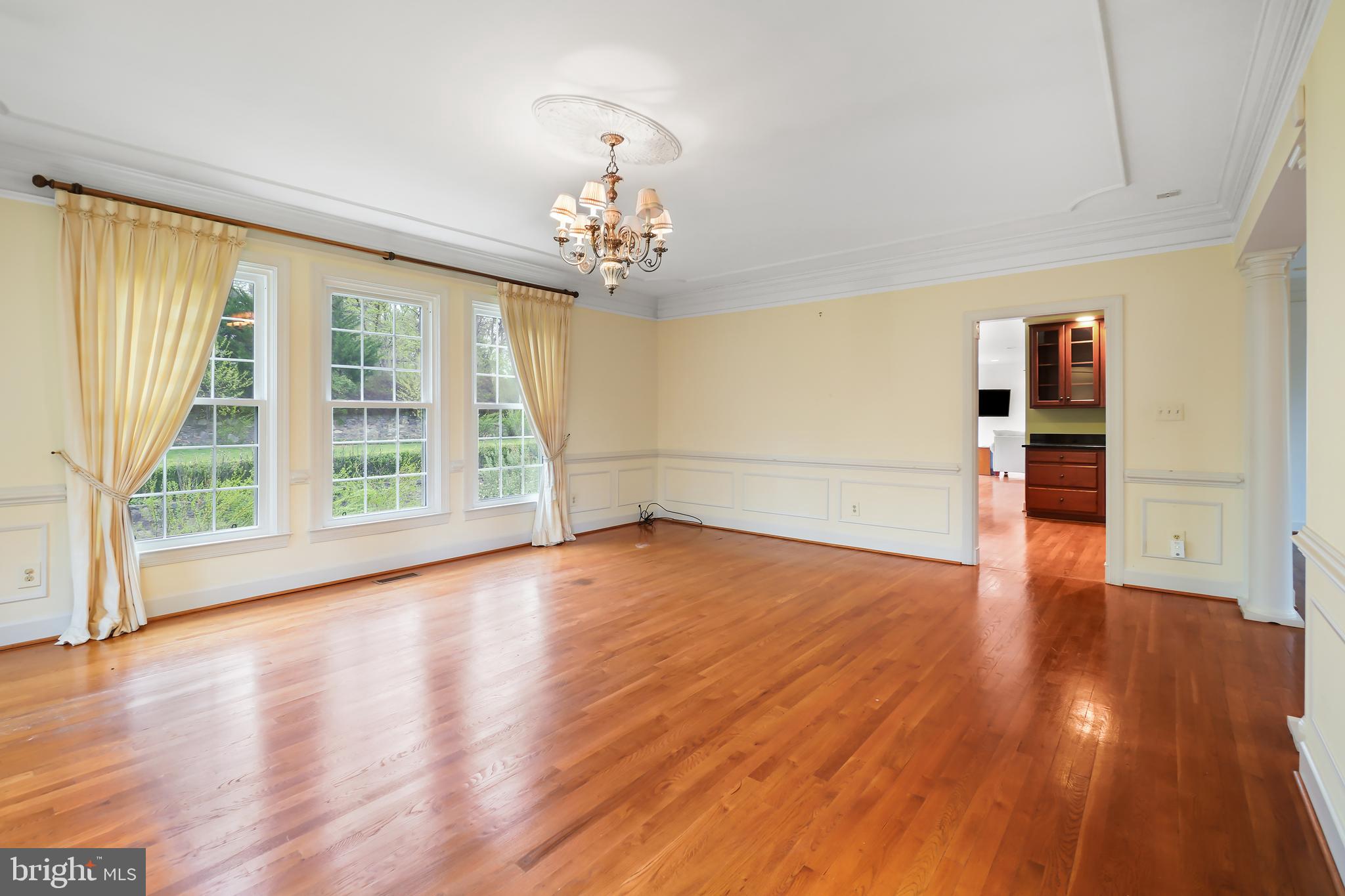 LAKE POTOMAC - Residential