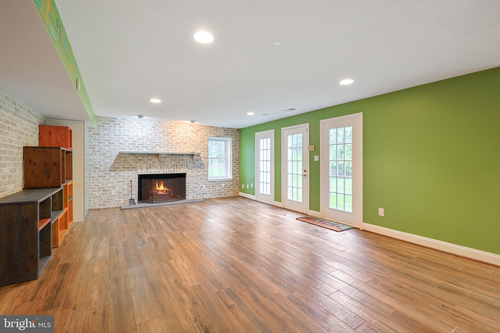 LAKE POTOMAC - Residential