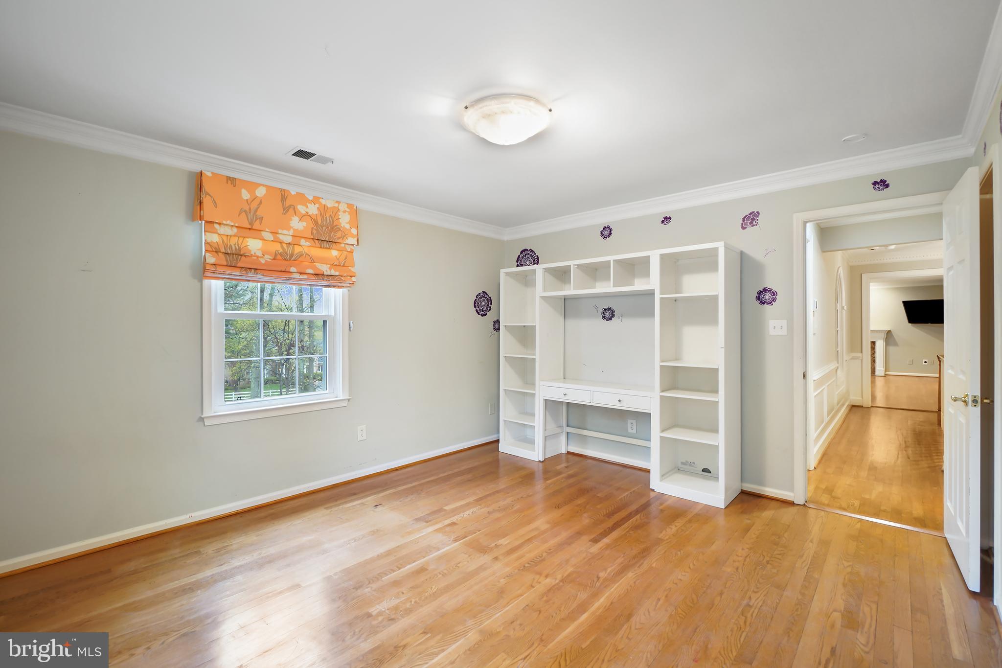 LAKE POTOMAC - Residential