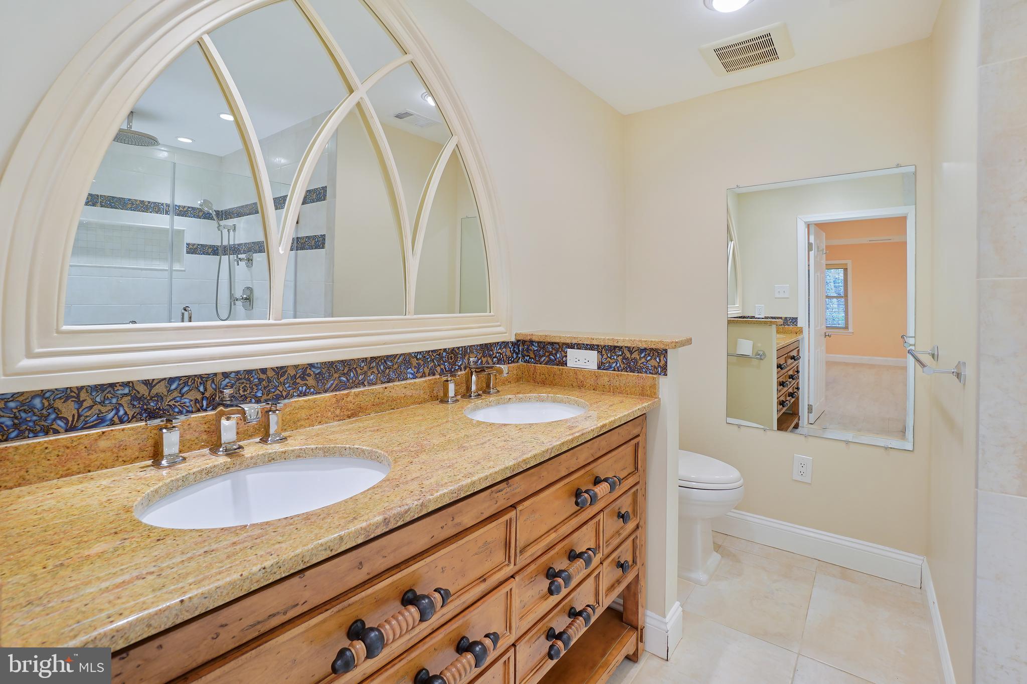 LAKE POTOMAC - Residential