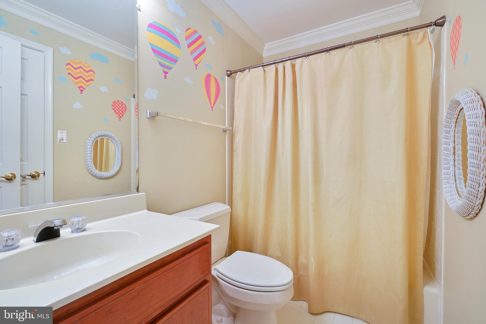 LAKE POTOMAC - Residential