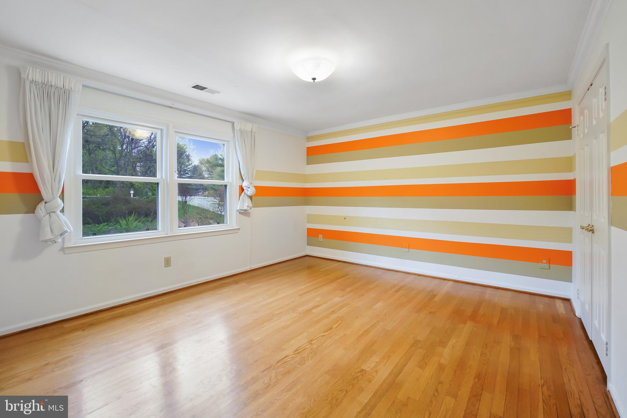 LAKE POTOMAC - Residential