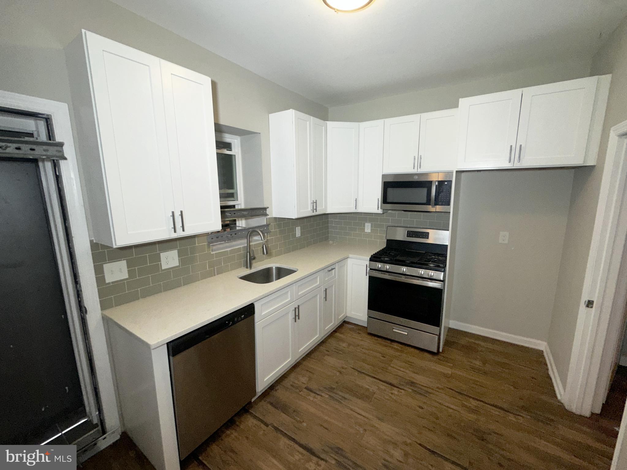 BRIDESBURG - Residential