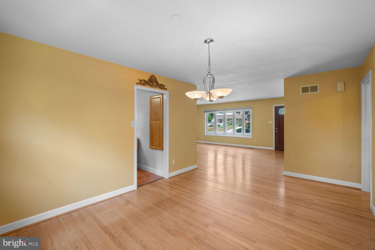 290 HALSEY ROAD