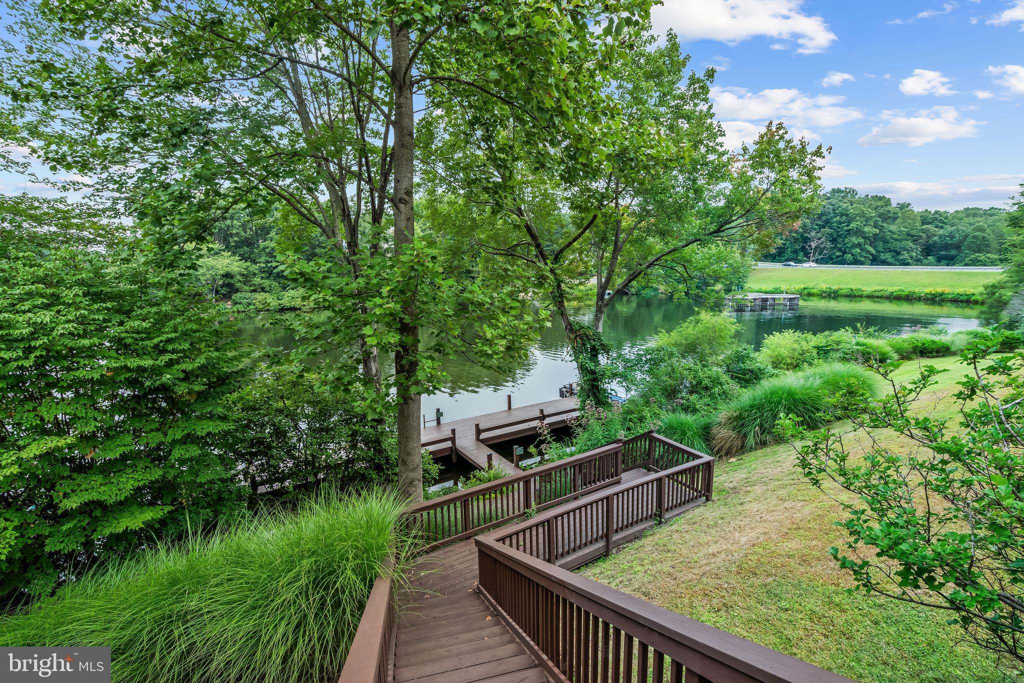 RESTON - Residential Lease