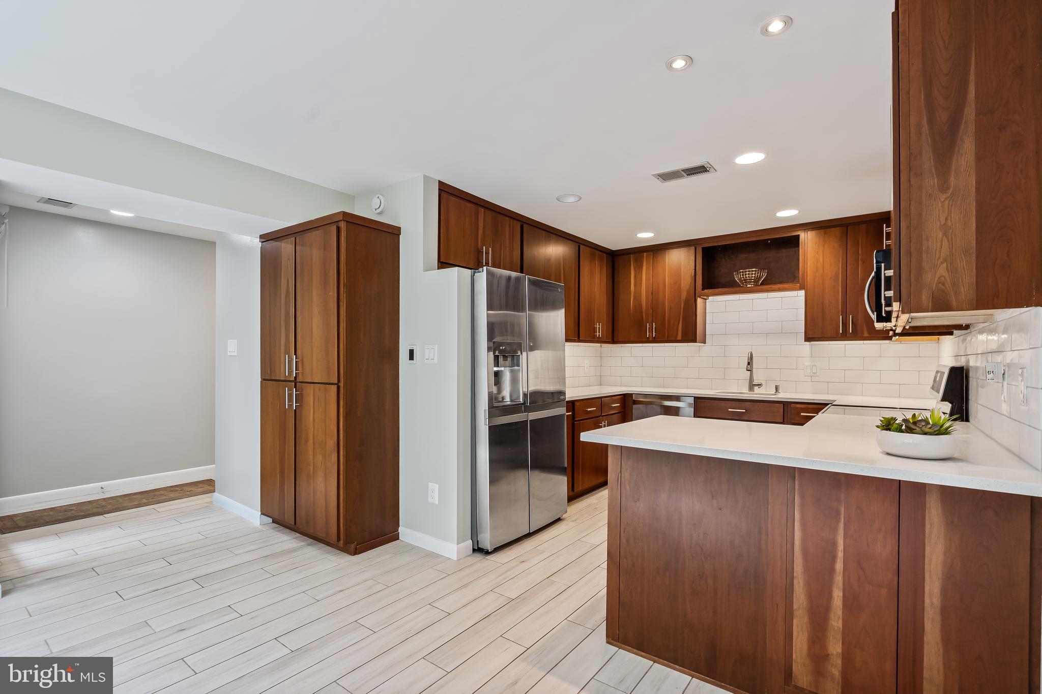 RESTON - Residential Lease