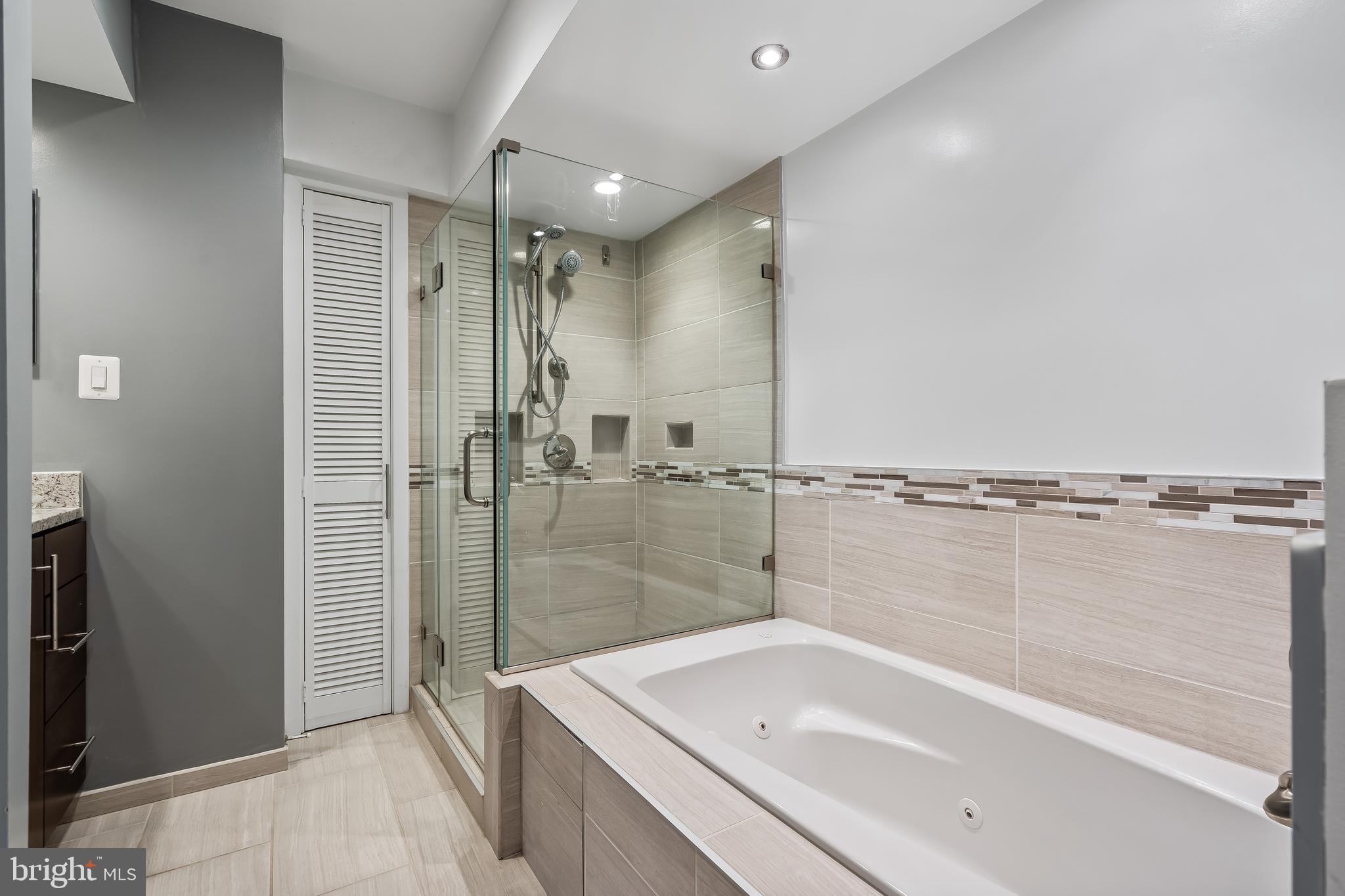 RESTON - Residential Lease