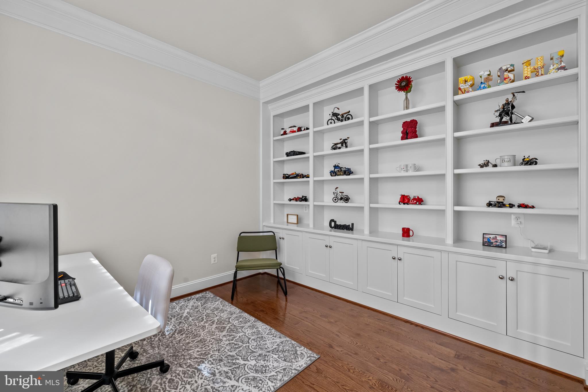 SEVEN HILLS - Residential