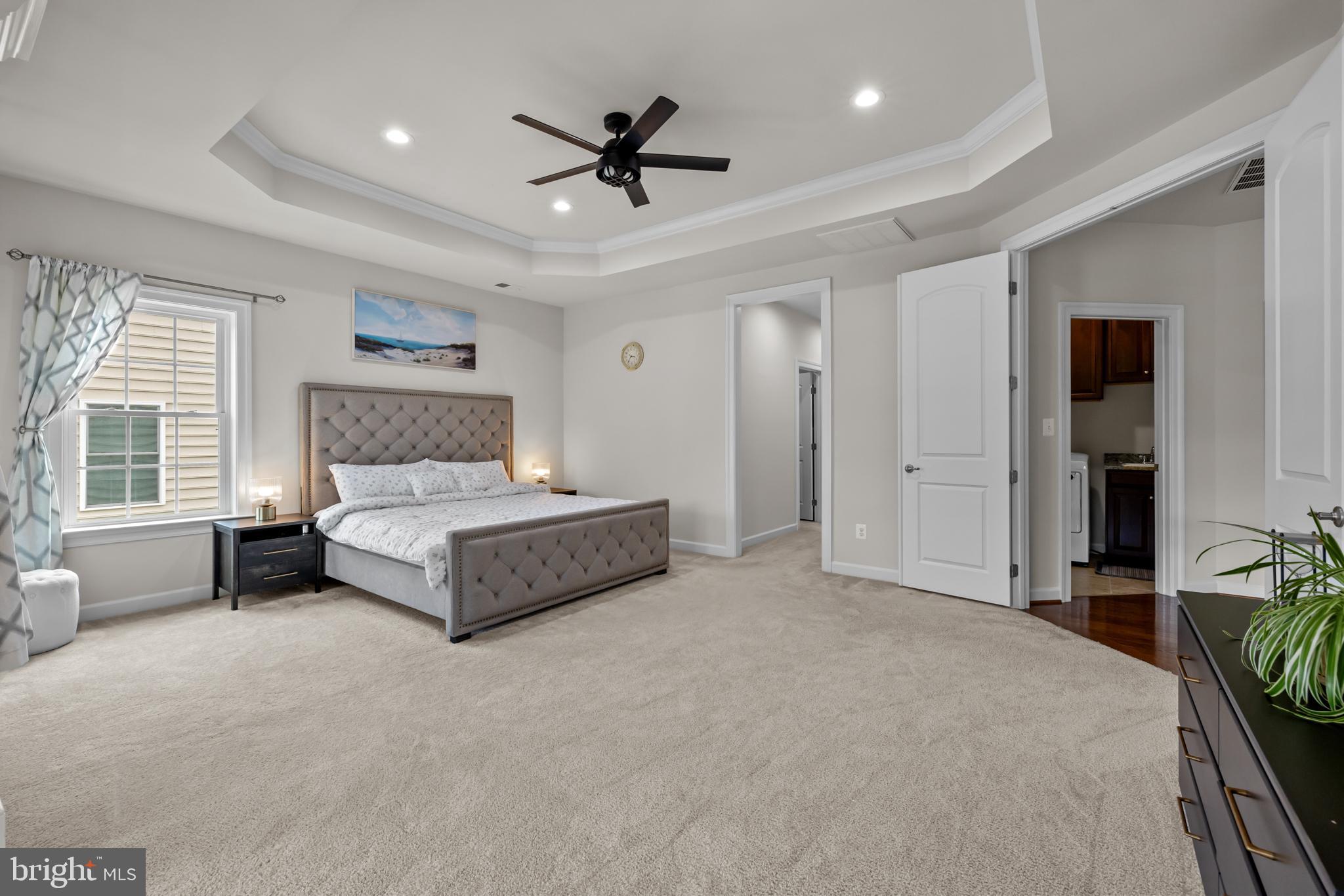 SEVEN HILLS - Residential