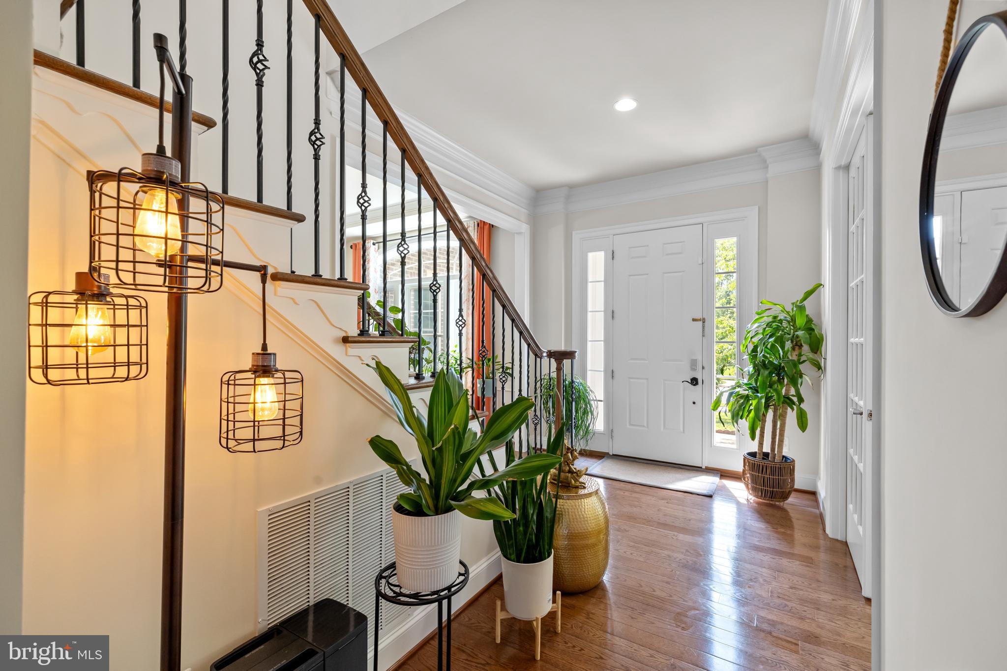 SEVEN HILLS - Residential