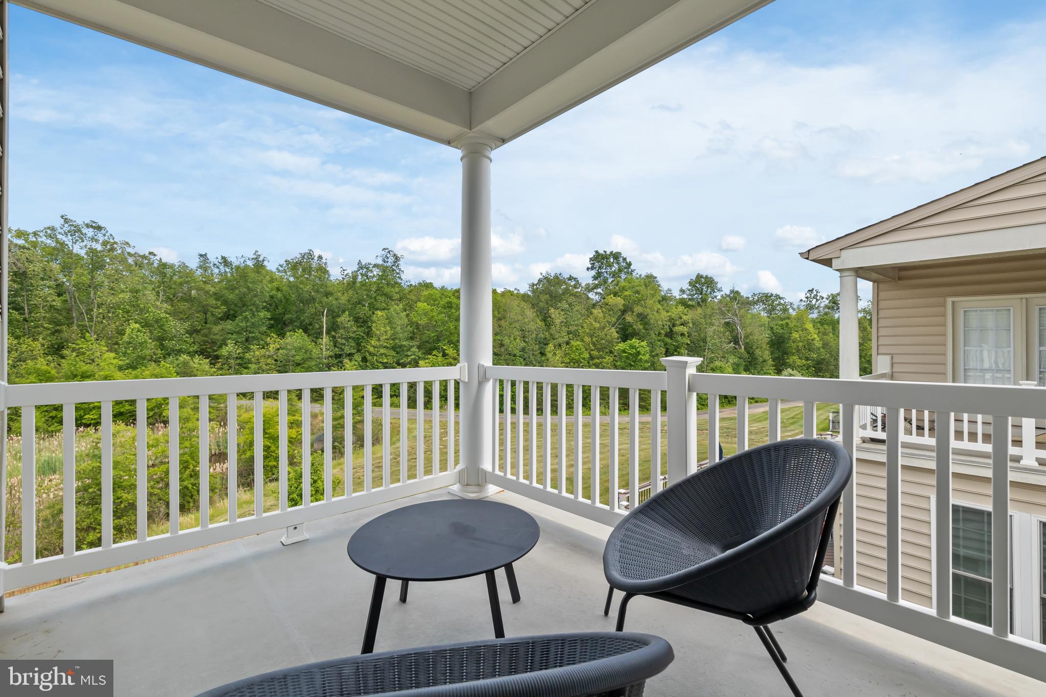 SEVEN HILLS - Residential