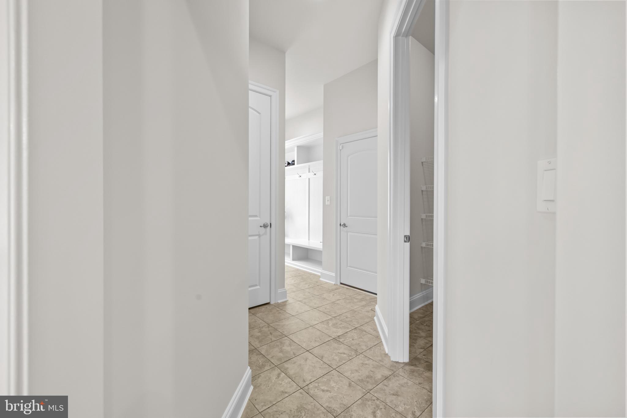SEVEN HILLS - Residential