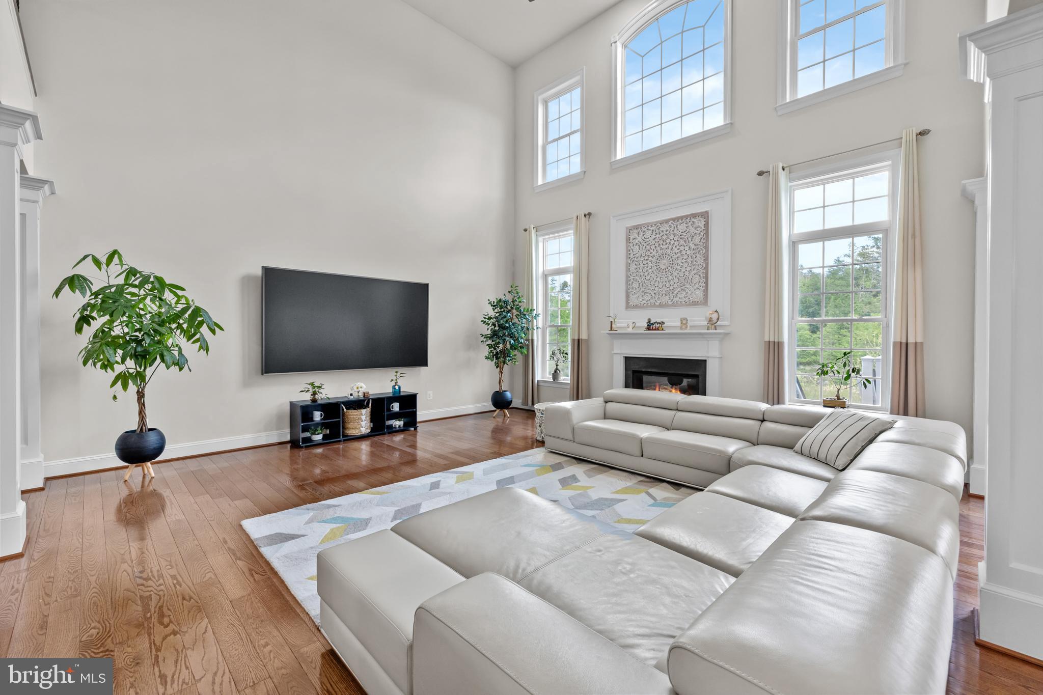 SEVEN HILLS - Residential