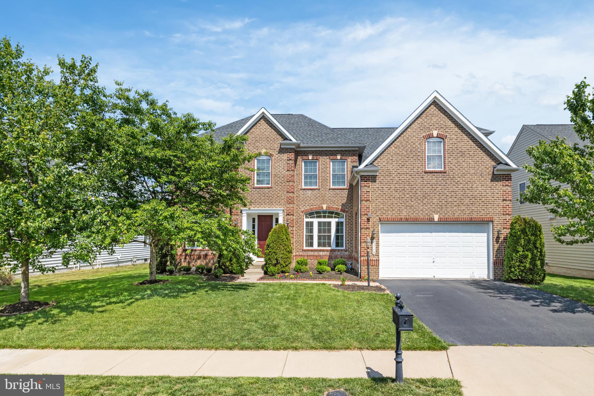 SEVEN HILLS - Residential