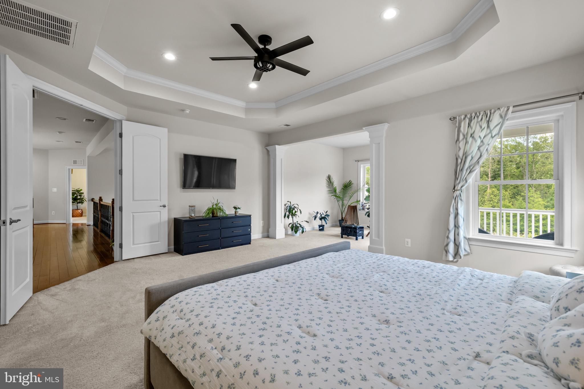 SEVEN HILLS - Residential