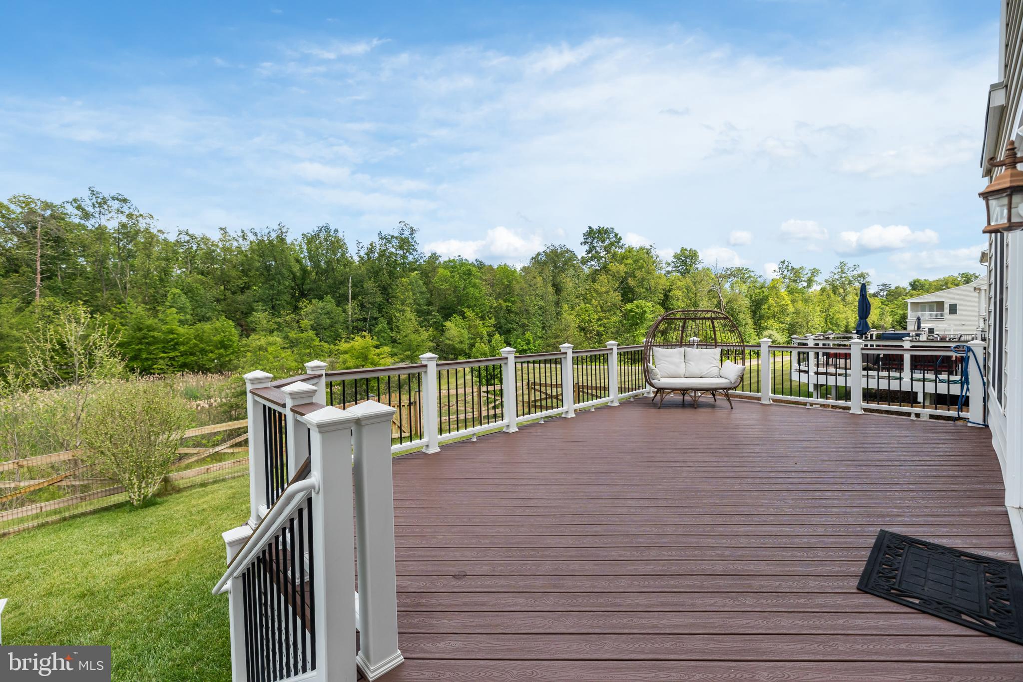 SEVEN HILLS - Residential