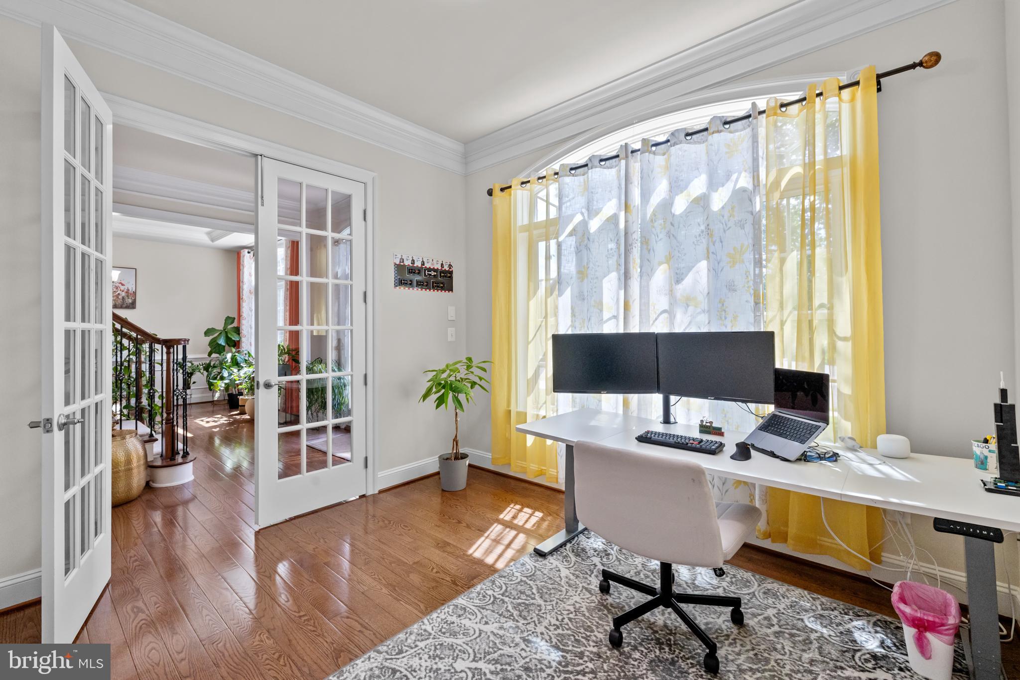 SEVEN HILLS - Residential
