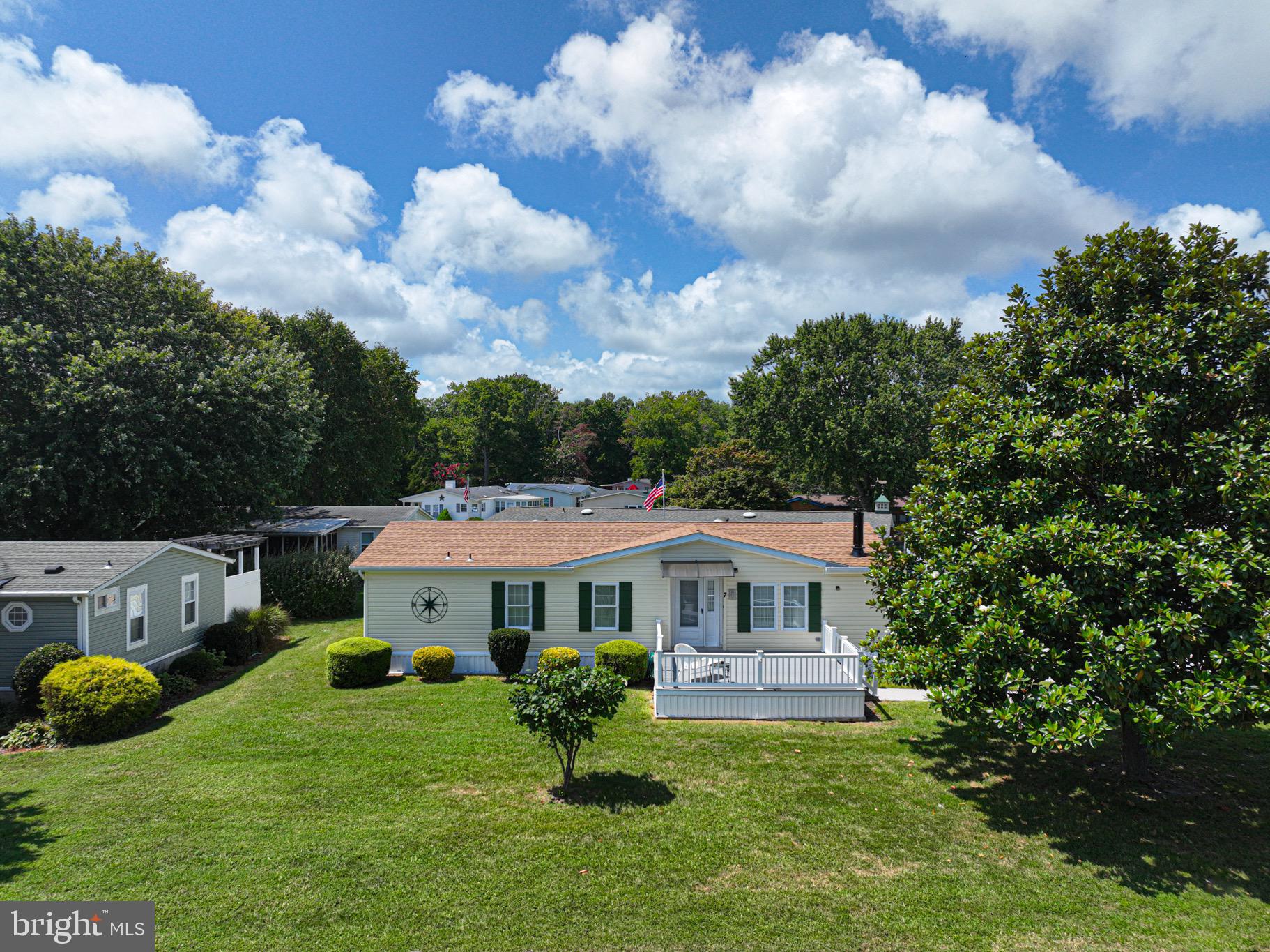 MYSTIC HARBOUR - Residential