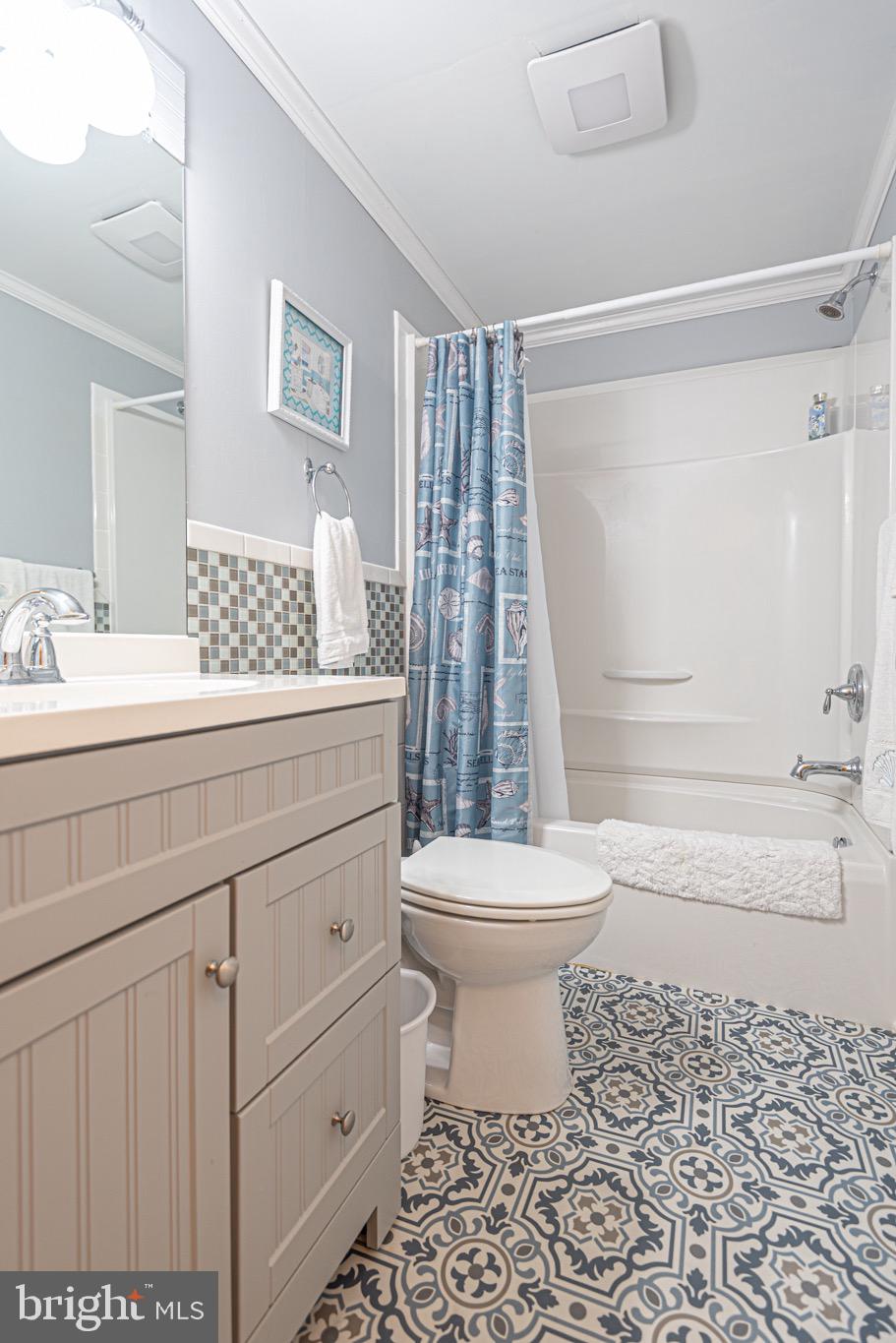 MYSTIC HARBOUR - Residential