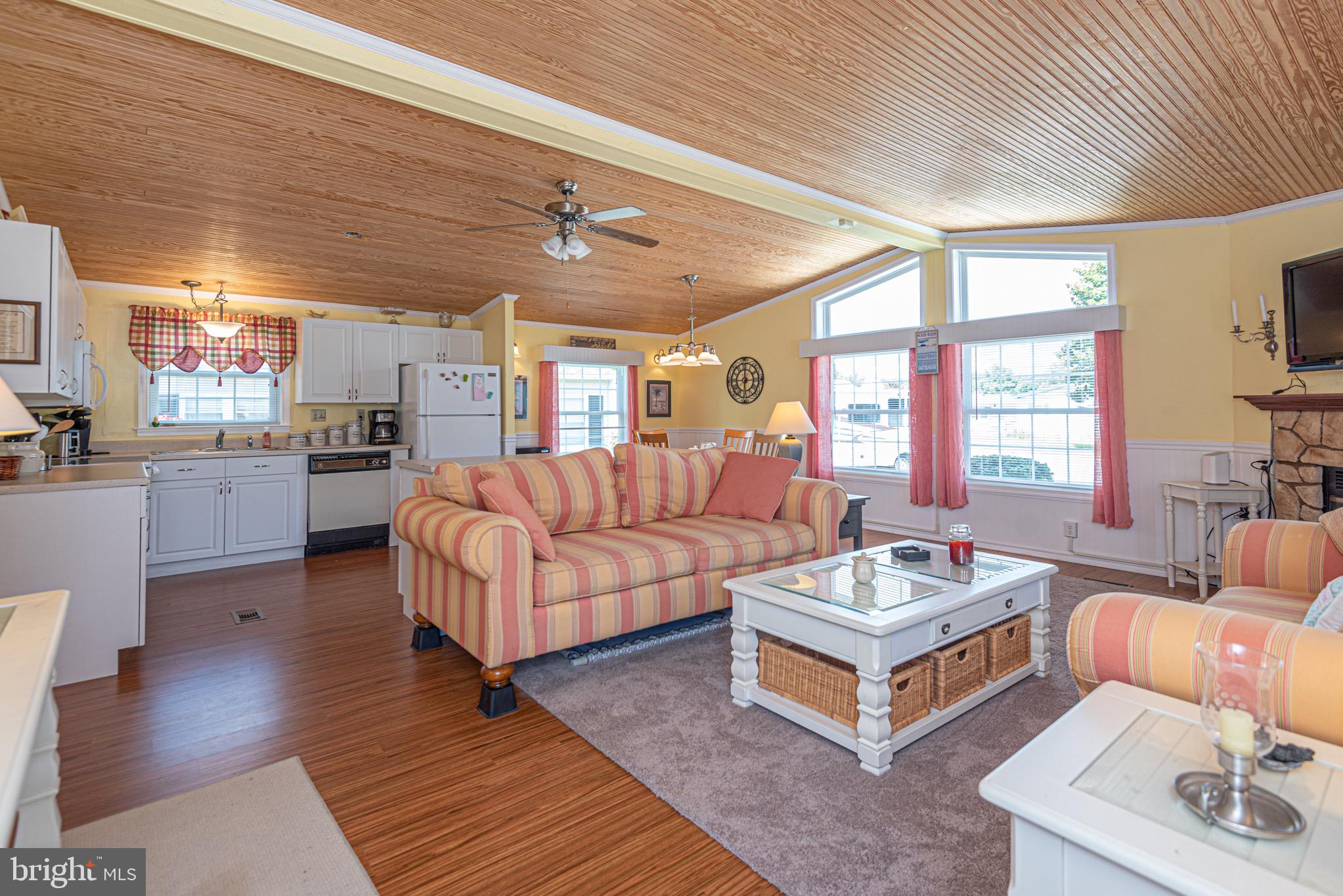 MYSTIC HARBOUR - Residential