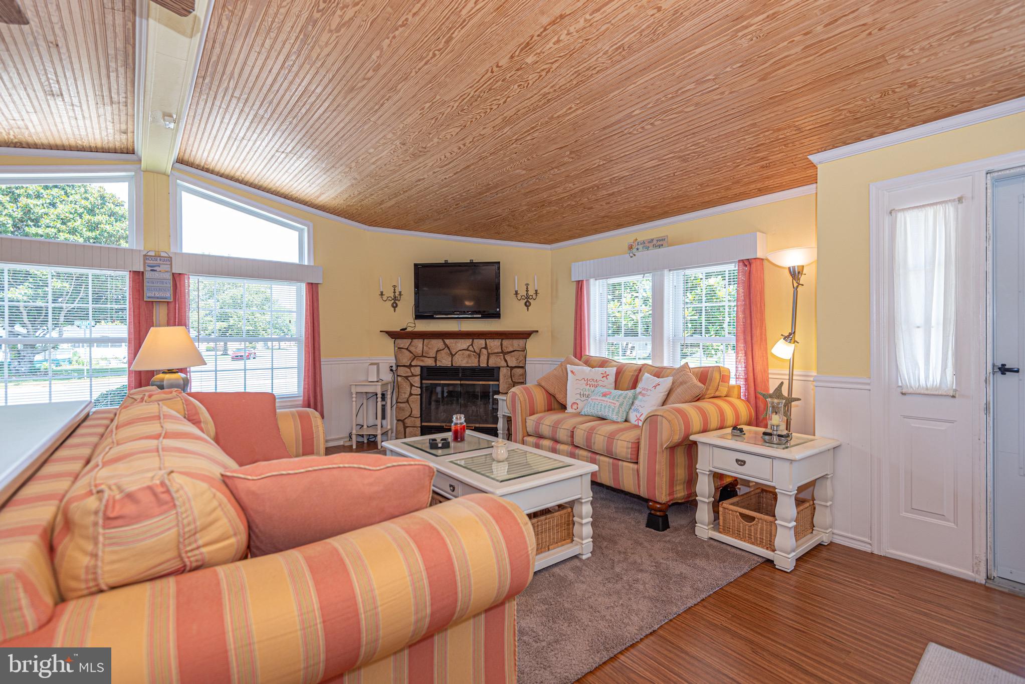 MYSTIC HARBOUR - Residential