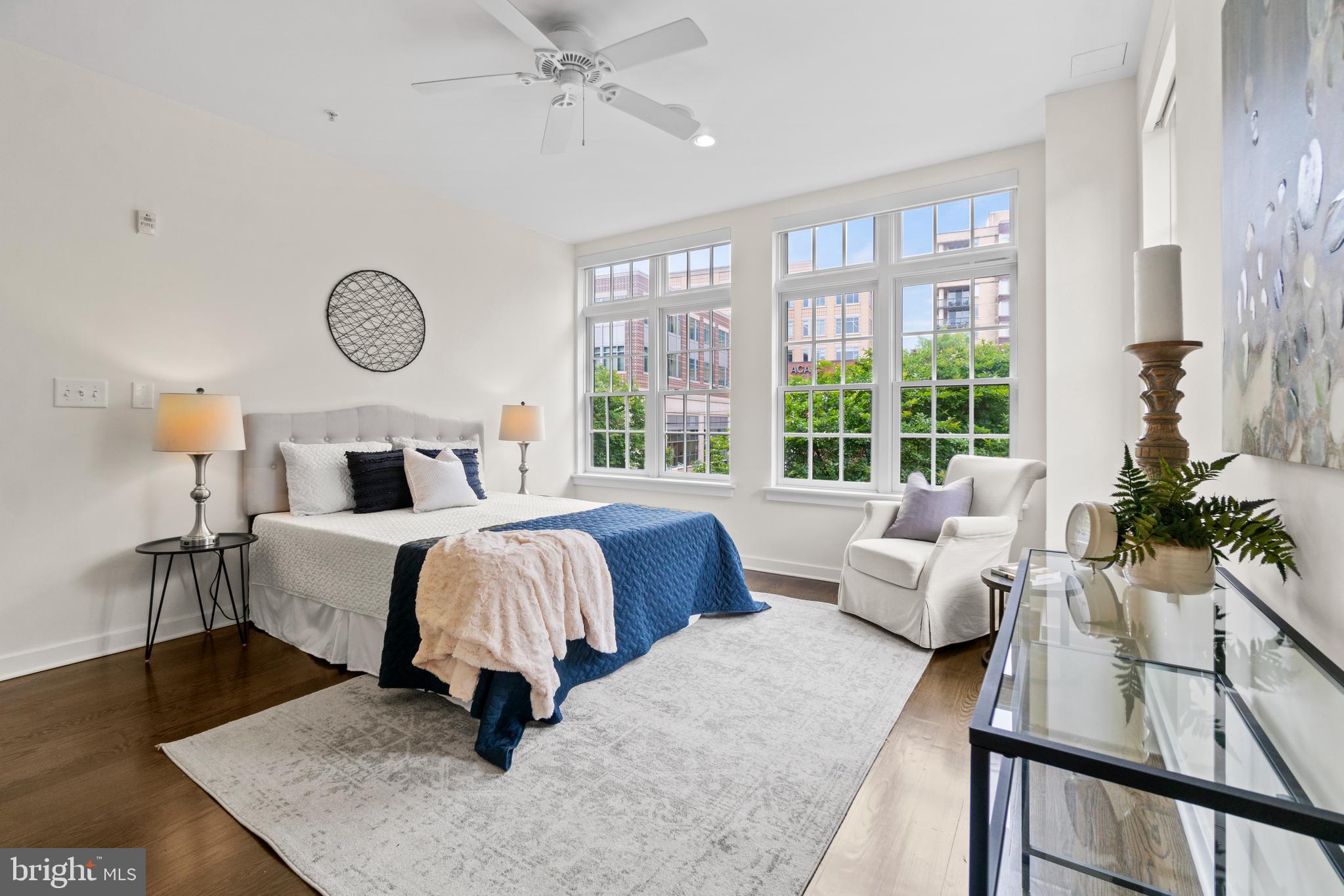 GASLIGHT SQUARE - Residential