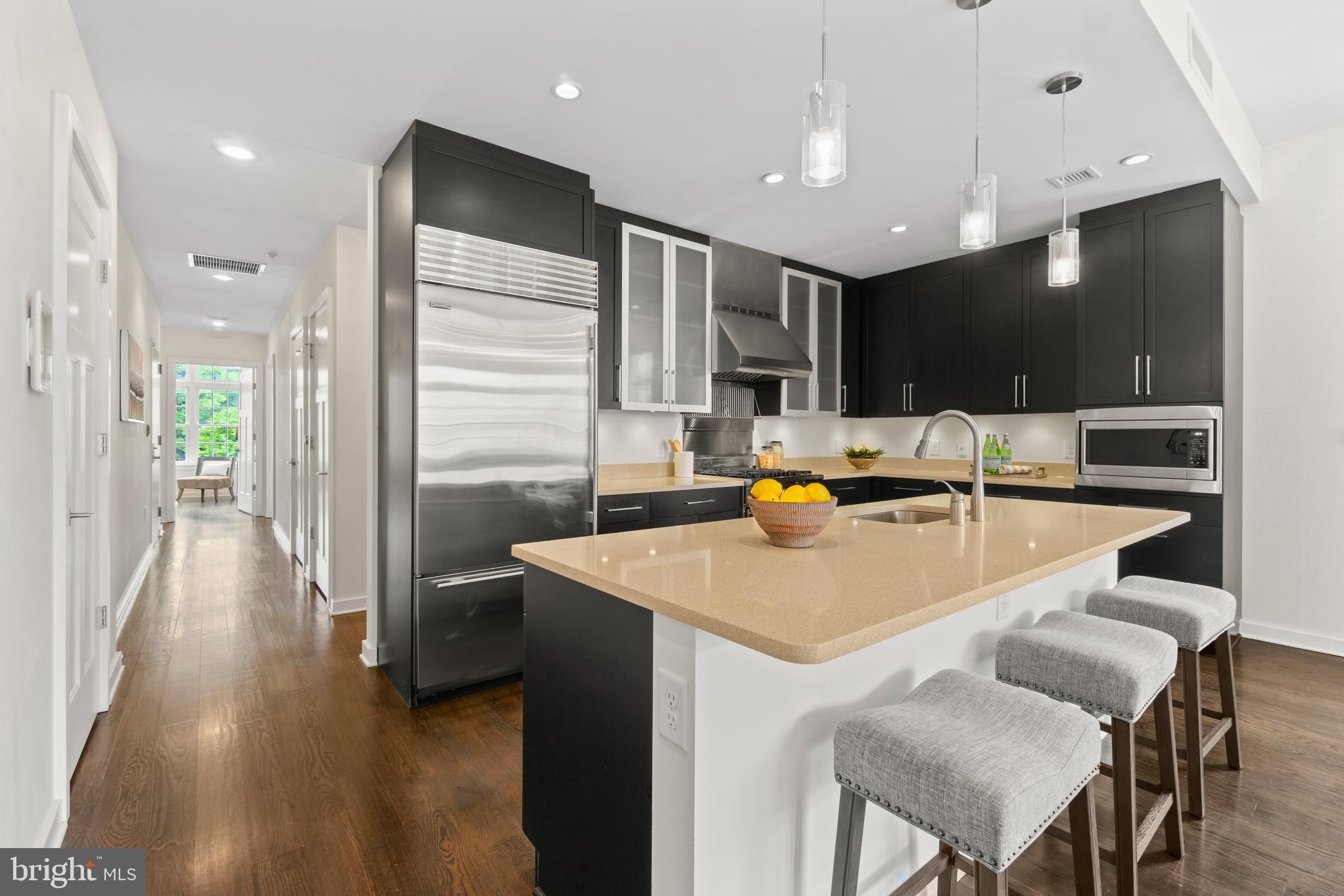 GASLIGHT SQUARE - Residential