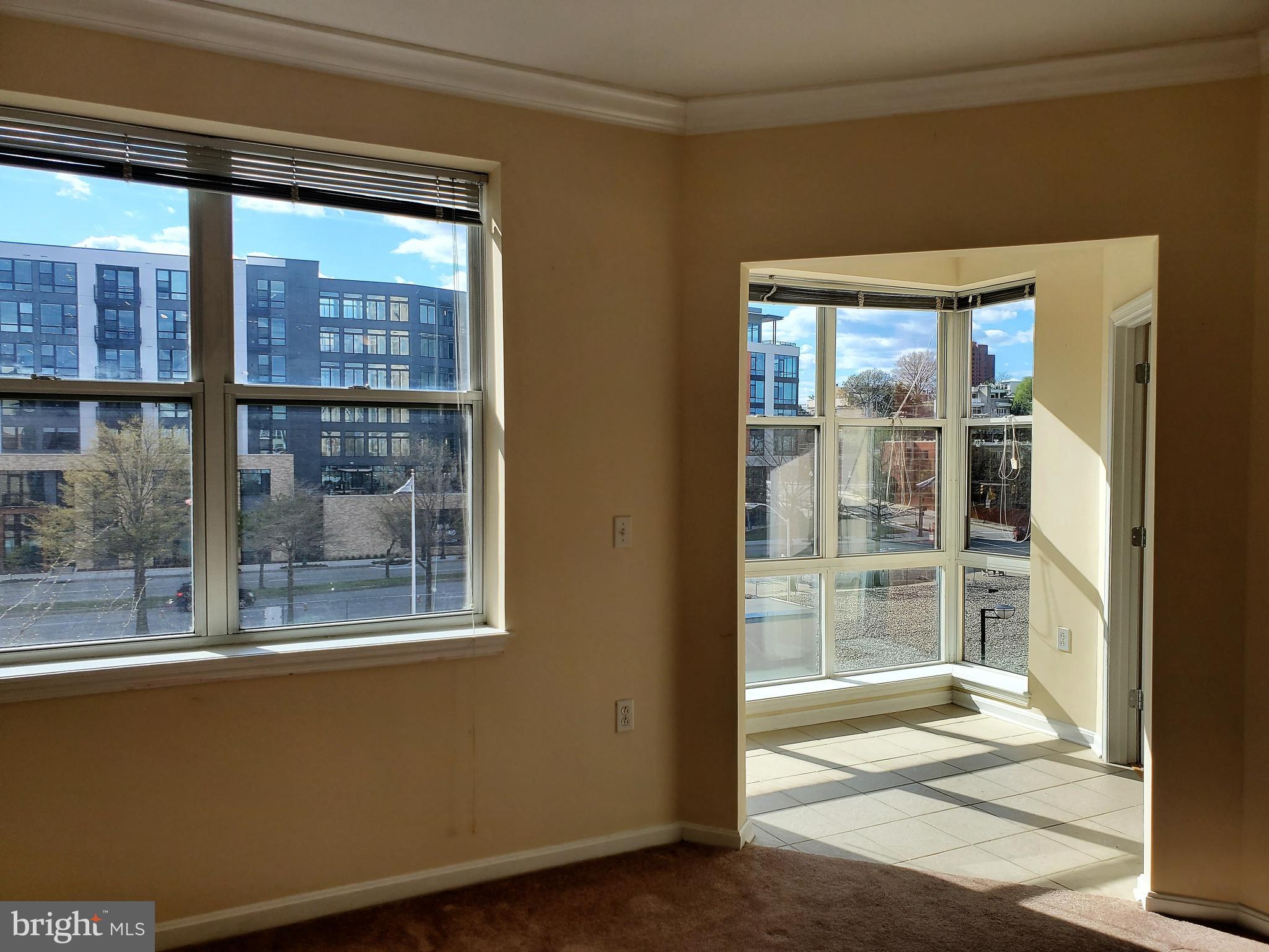 PIERSIDE AT HARBORVIEW - Residential Lease