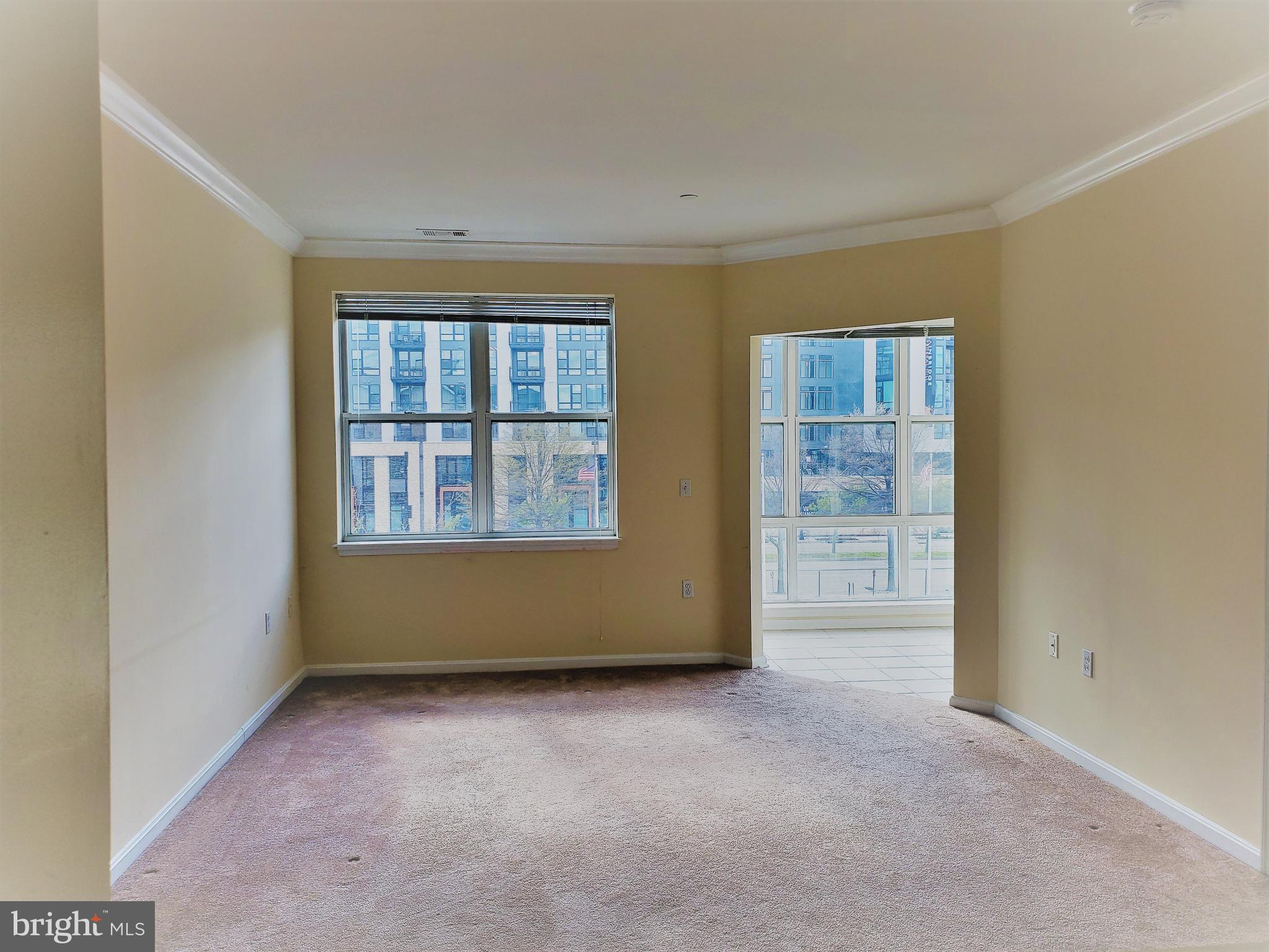 PIERSIDE AT HARBORVIEW - Residential Lease