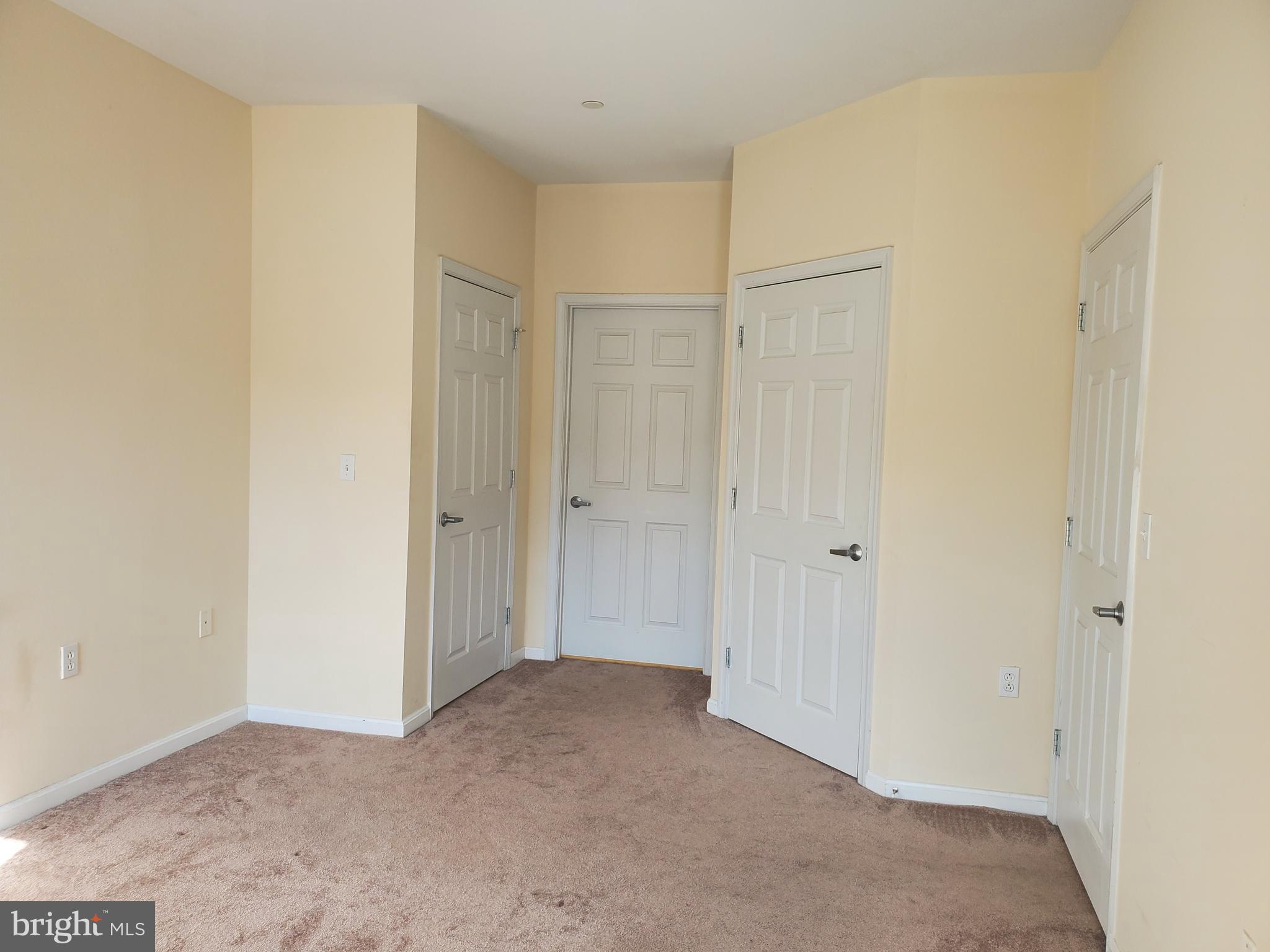 PIERSIDE AT HARBORVIEW - Residential Lease