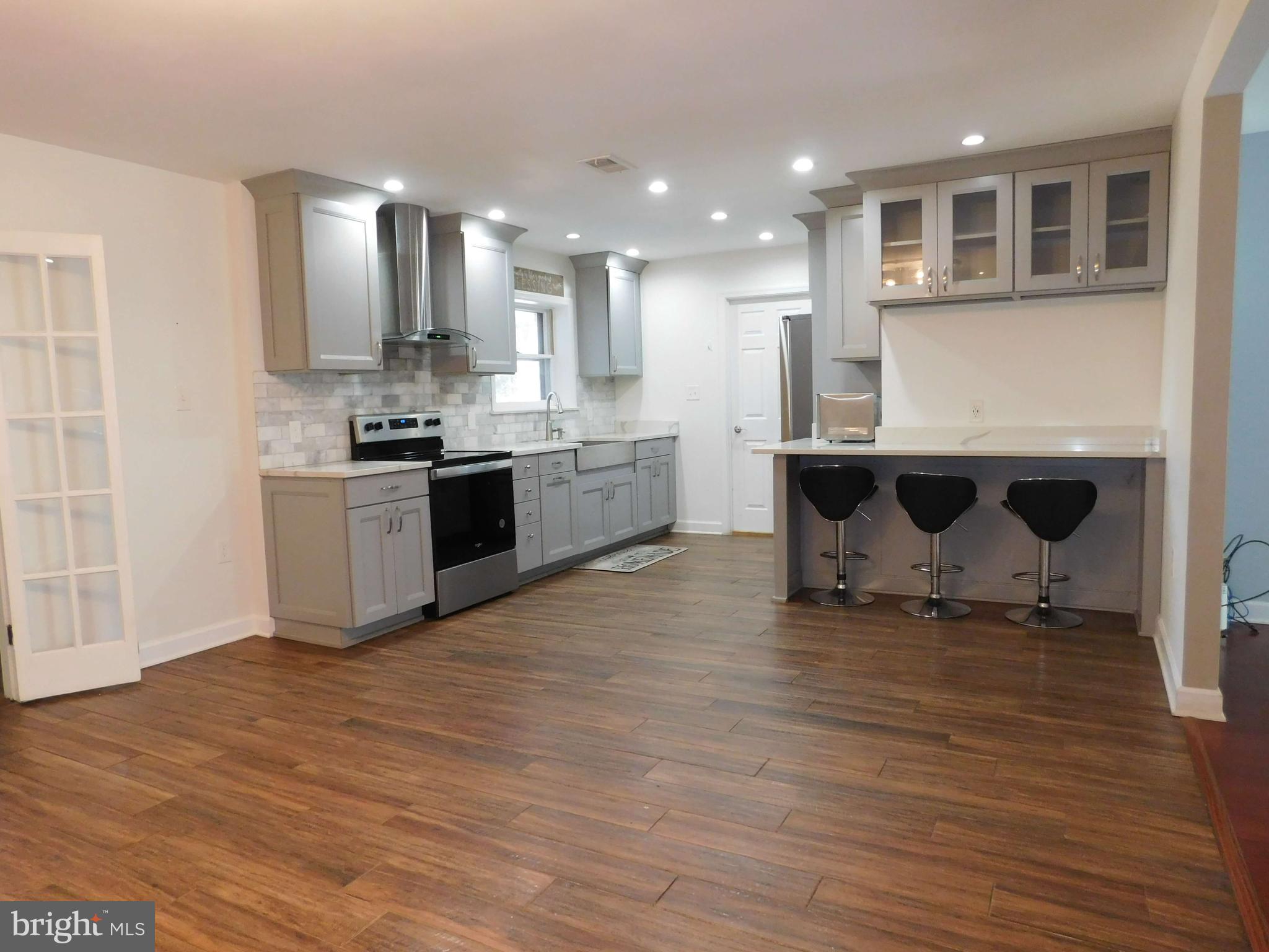 STERLING  PARK - Residential Lease