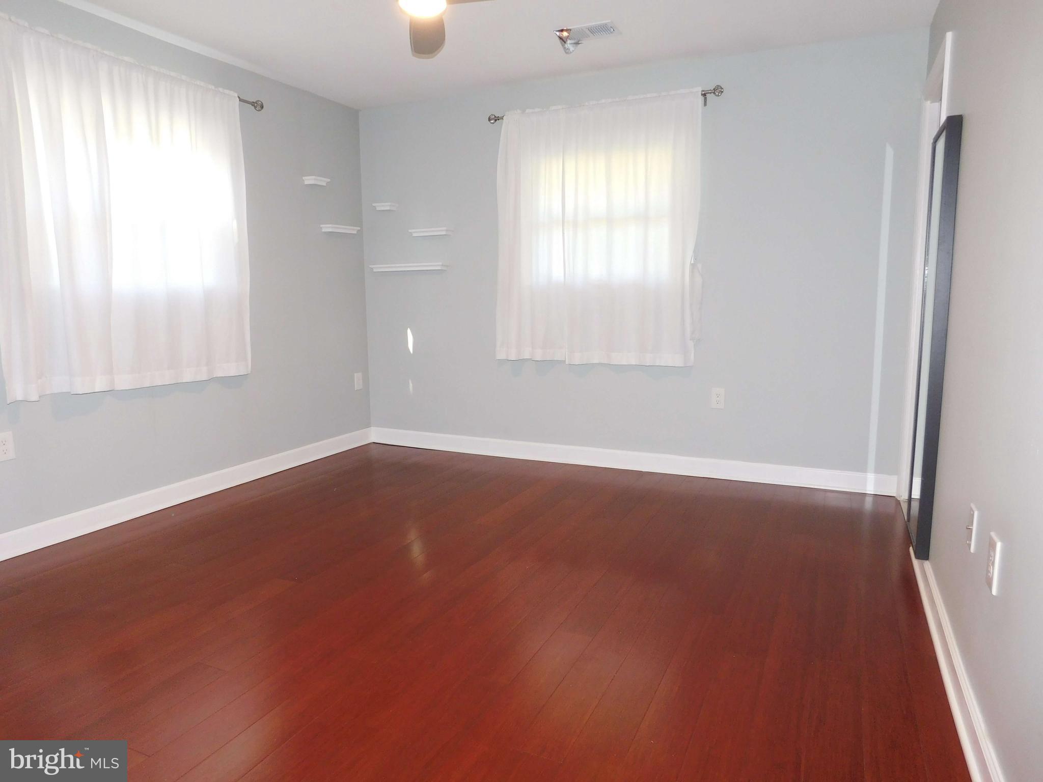 STERLING  PARK - Residential Lease