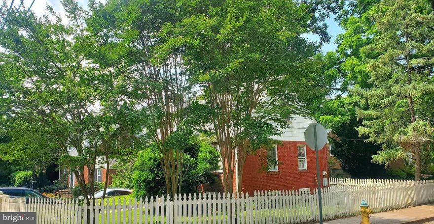 LOCATION! LOCATION! LOCATION!This unique Cape Cod, has a lot of room with Architectural character with a quaint style with a lot of Sunshine in a corner lot---located in a quiet neighborhood close to loads of amenities, Library, Tennis, Restaurants, Ballston, Westover, transportation, Parks, Bike paths etc.
Four Bedrooms, Office space, Large sitting room, 2 Baths, Large kitchen and a Laundry room
with a lot of storage, Brick Patio, Driveway parking and Street Parking.