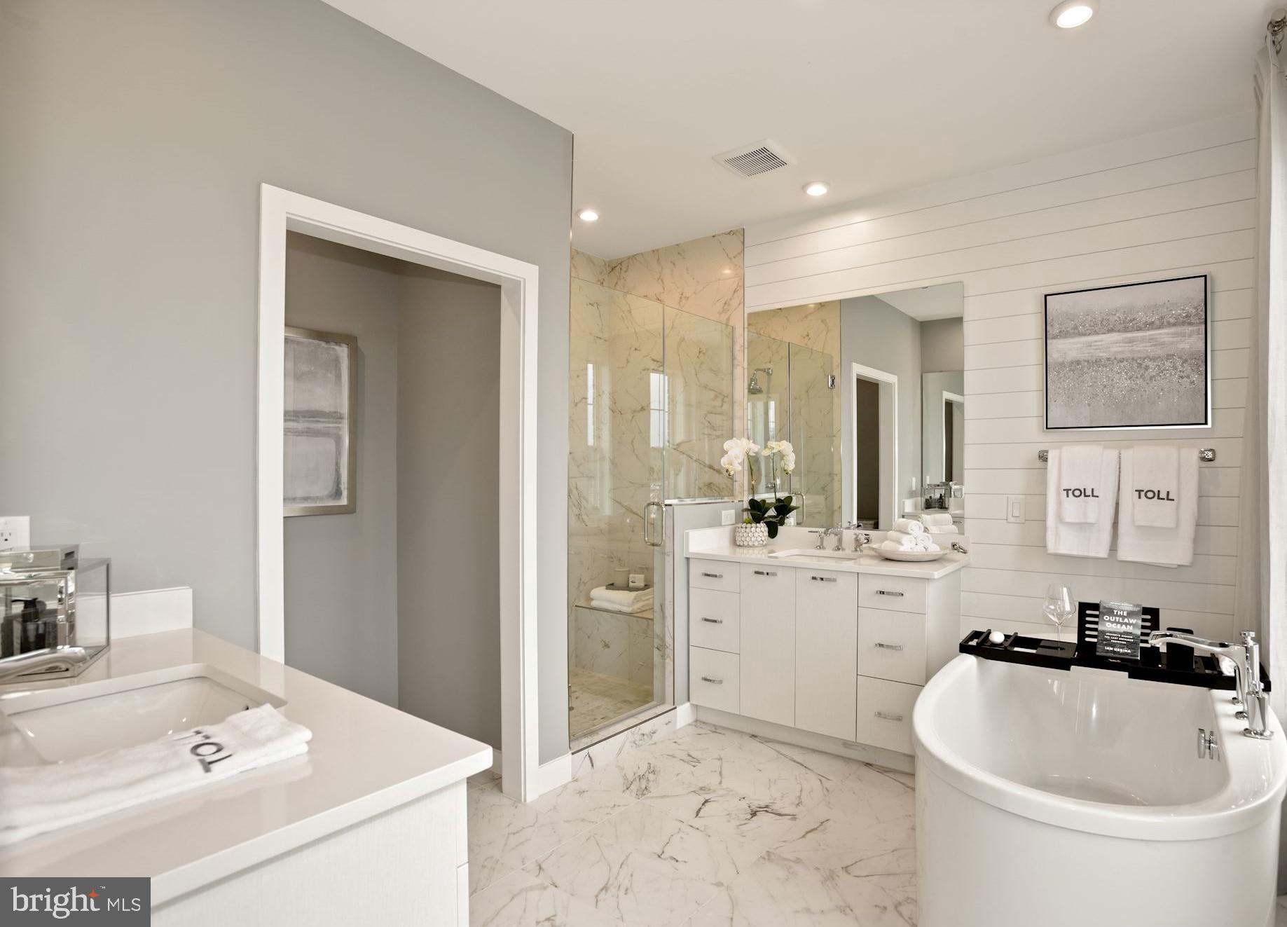 REGENCY AT BELMONT - Residential