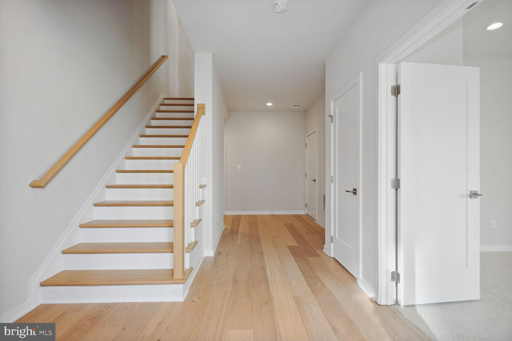 REGENCY AT BELMONT - Residential