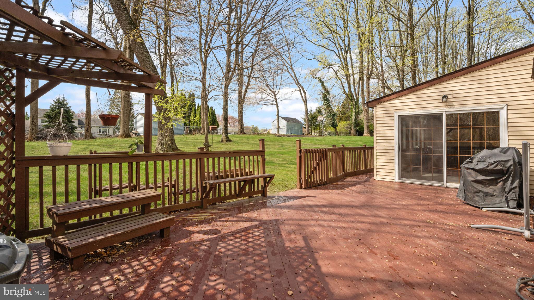 WOODLYN CROSSING - Residential