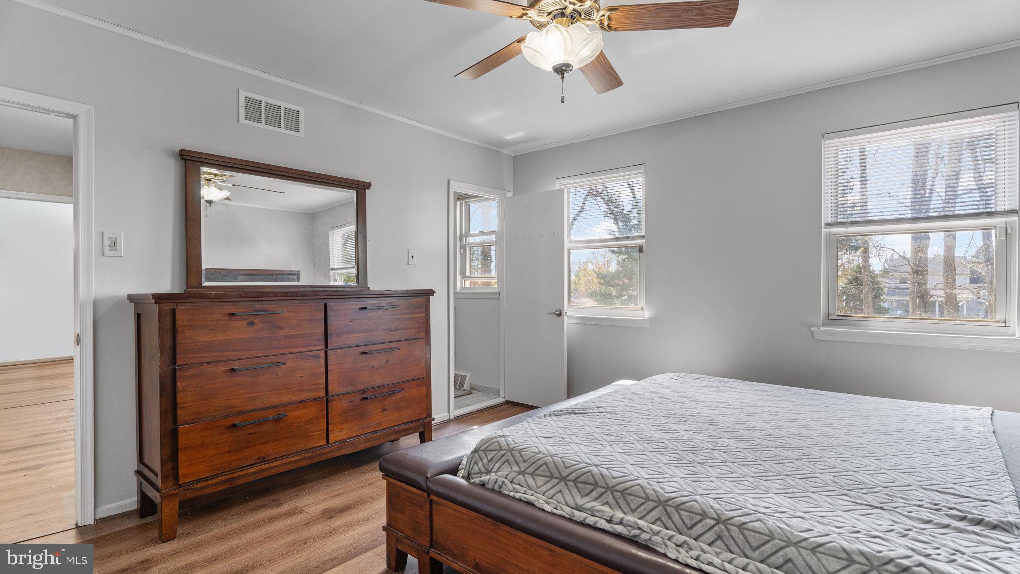 WOODLYN CROSSING - Residential