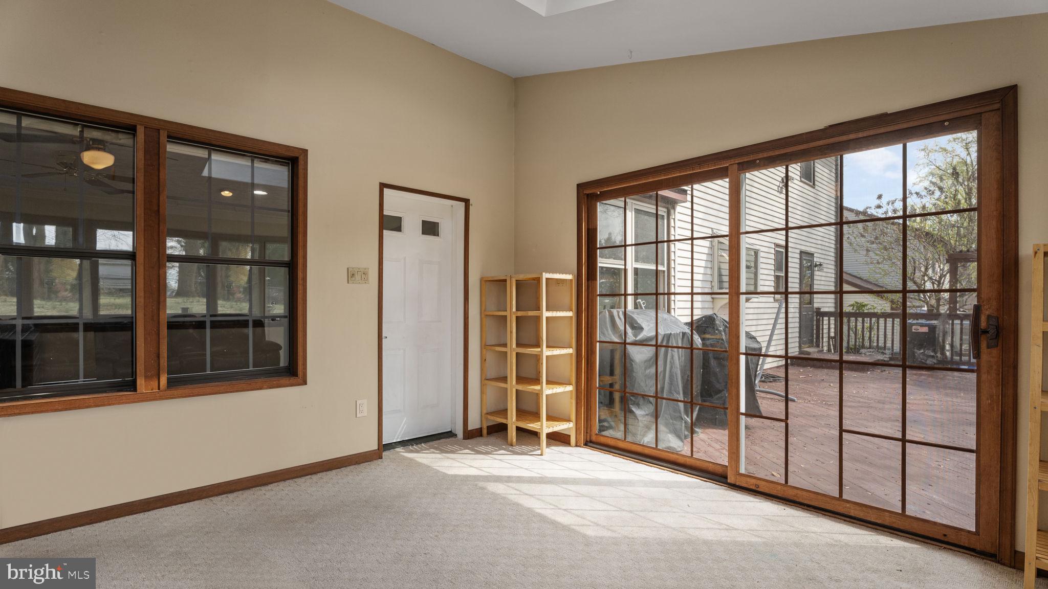 WOODLYN CROSSING - Residential