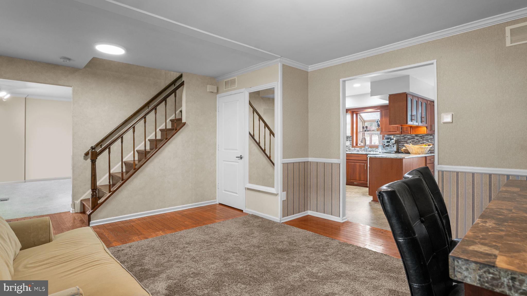 WOODLYN CROSSING - Residential