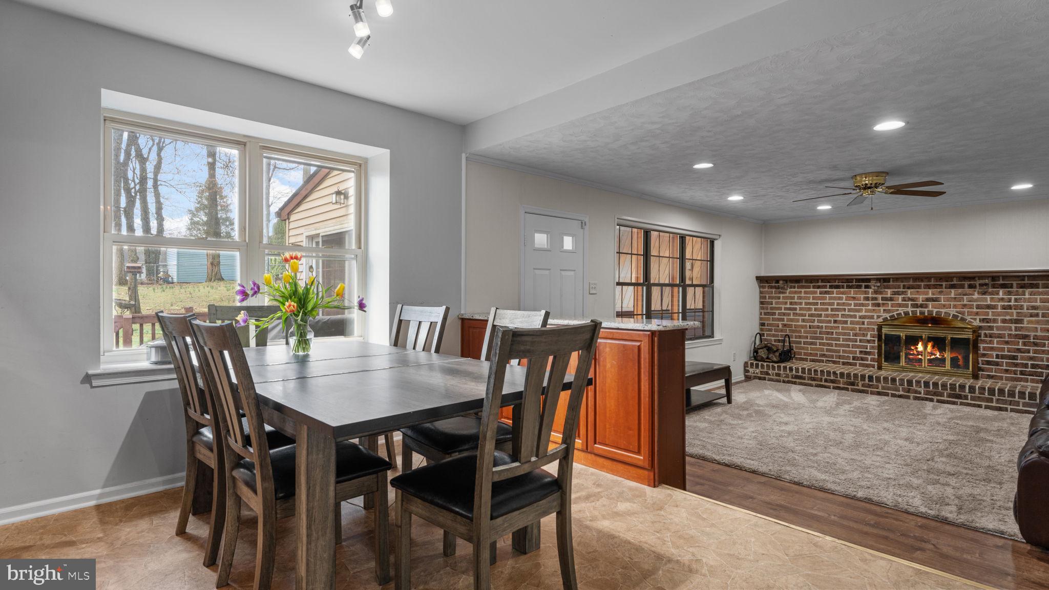 WOODLYN CROSSING - Residential