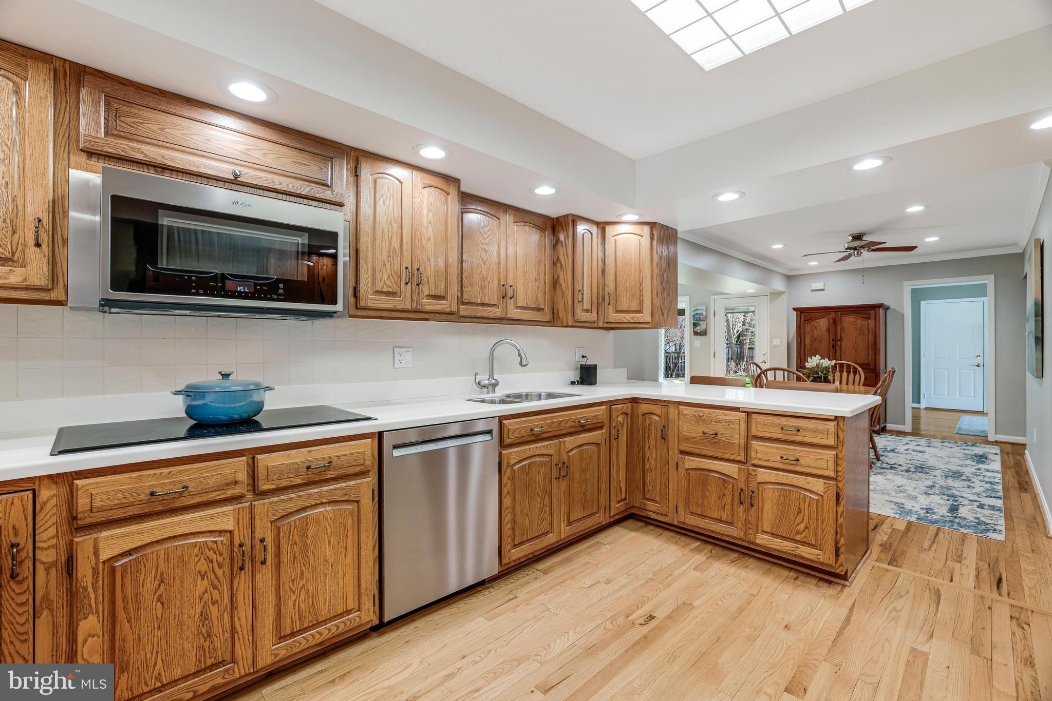 GLENBROOKE WOODS - Residential