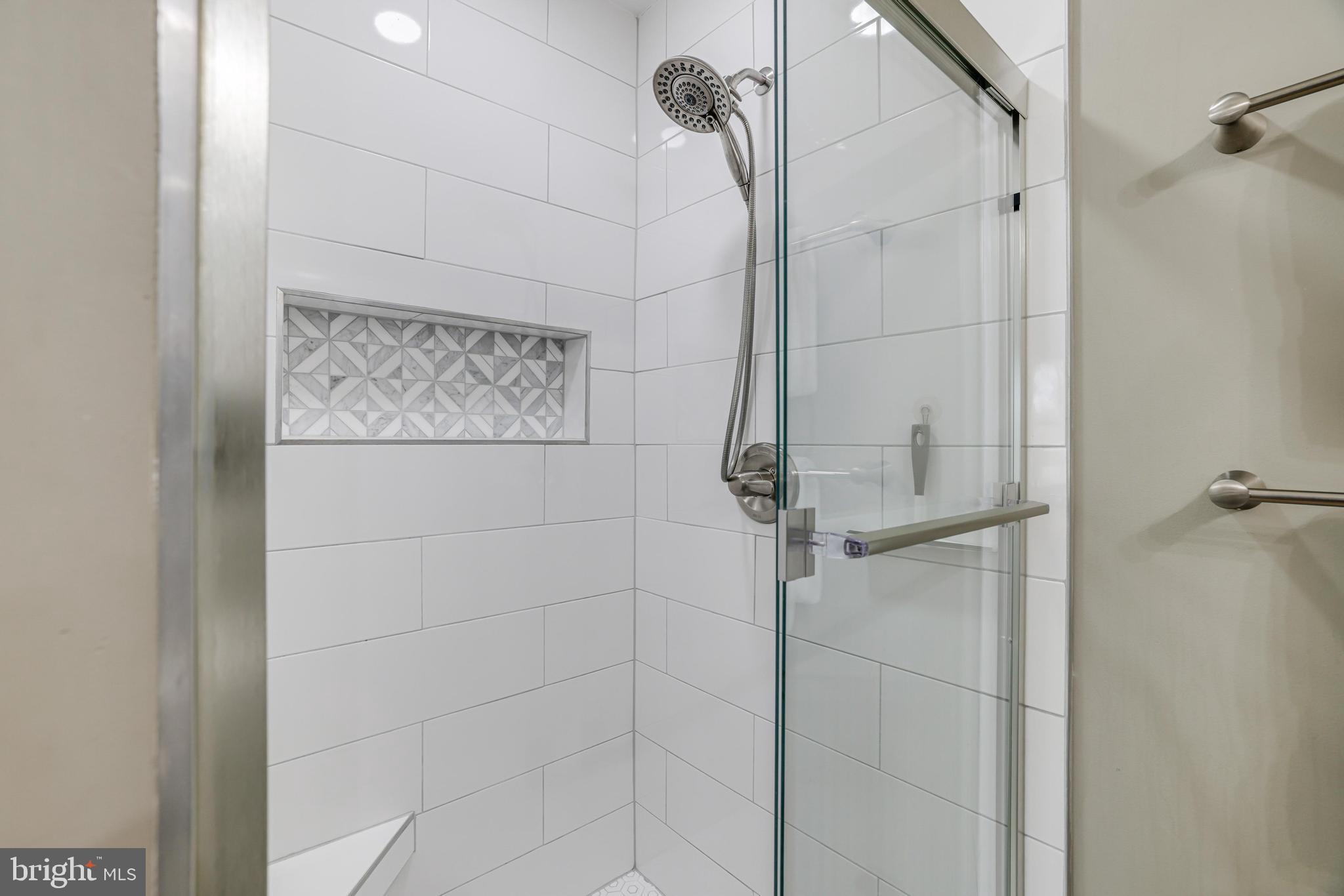 GLENBROOKE WOODS - Residential