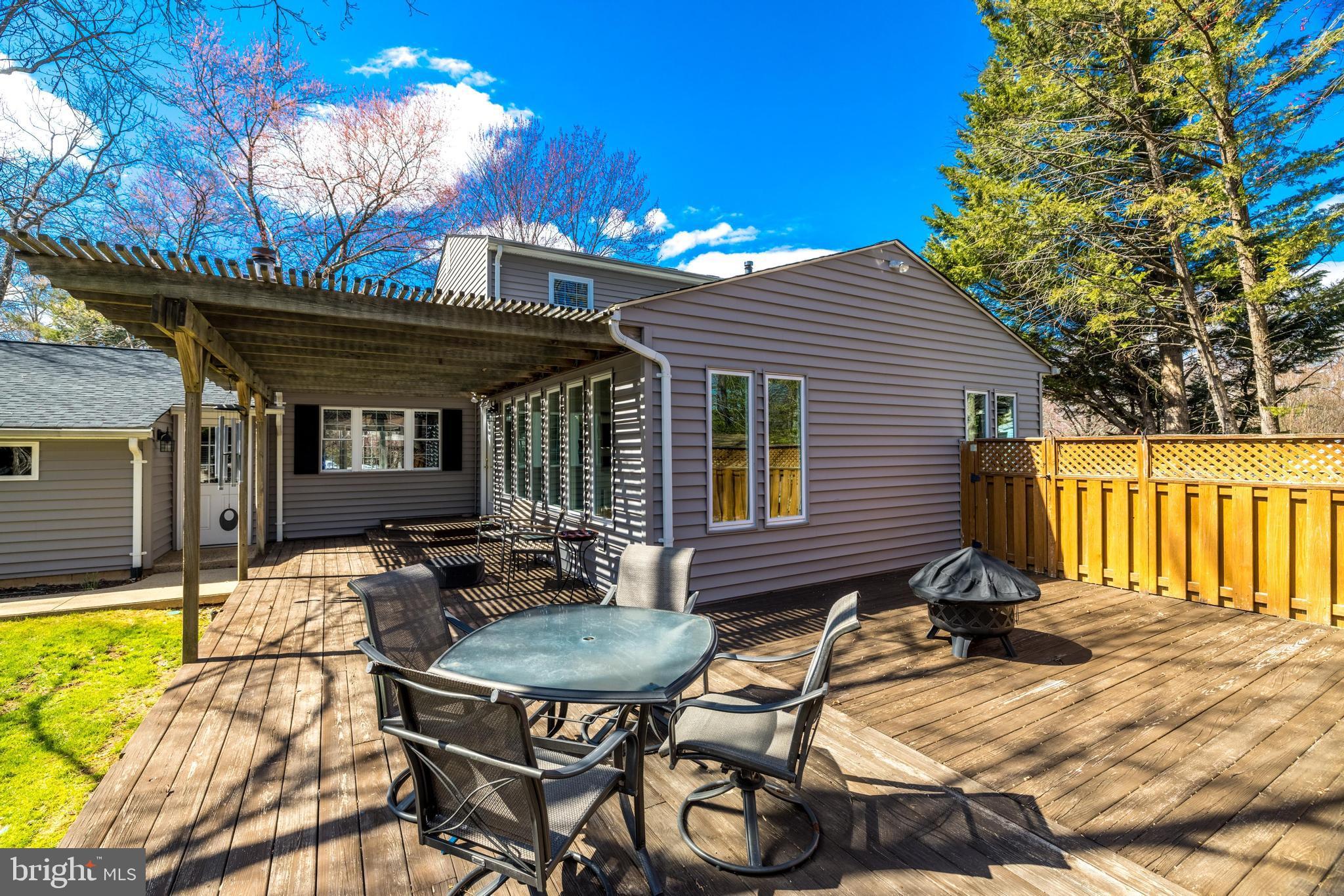 GLENBROOKE WOODS - Residential