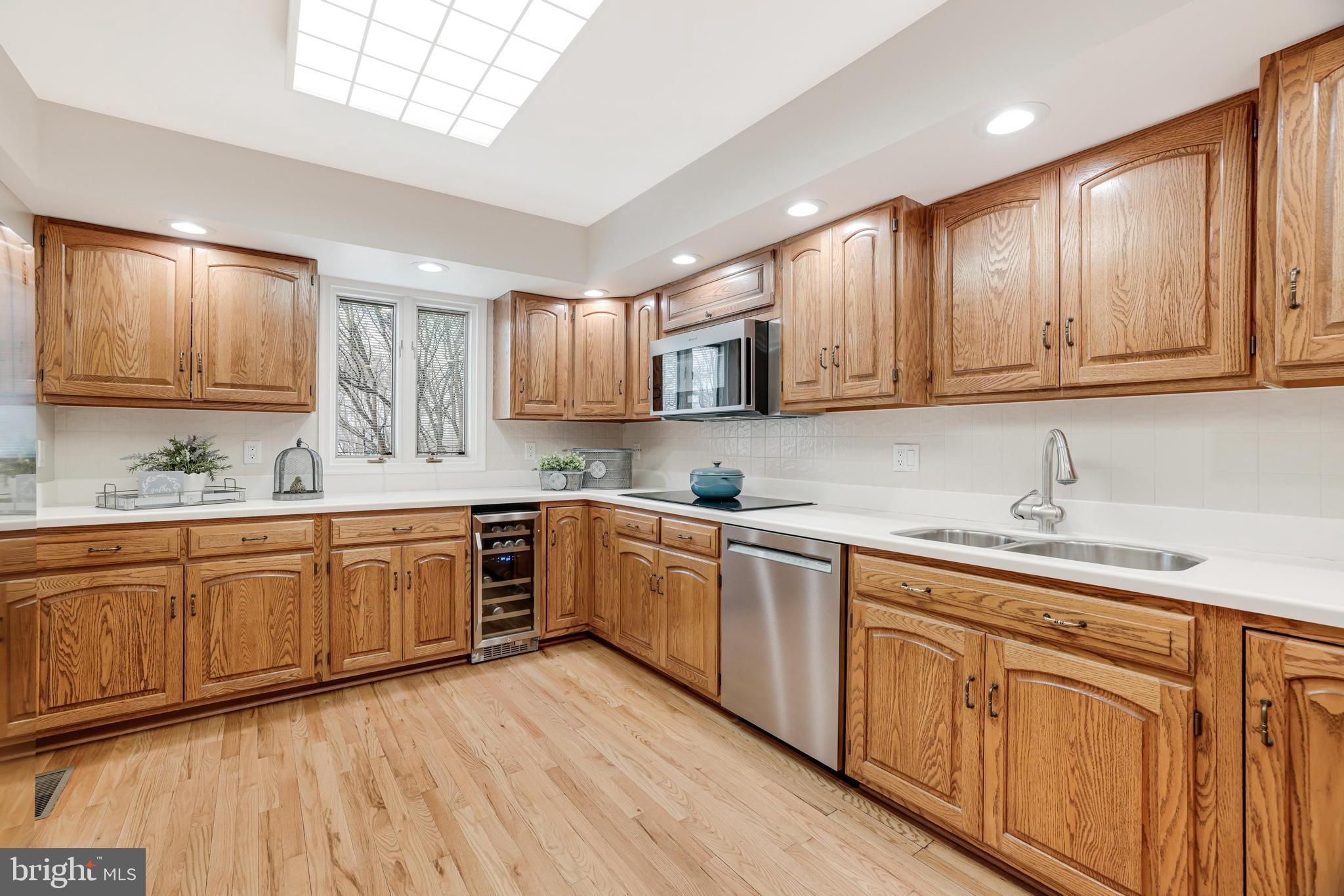 GLENBROOKE WOODS - Residential