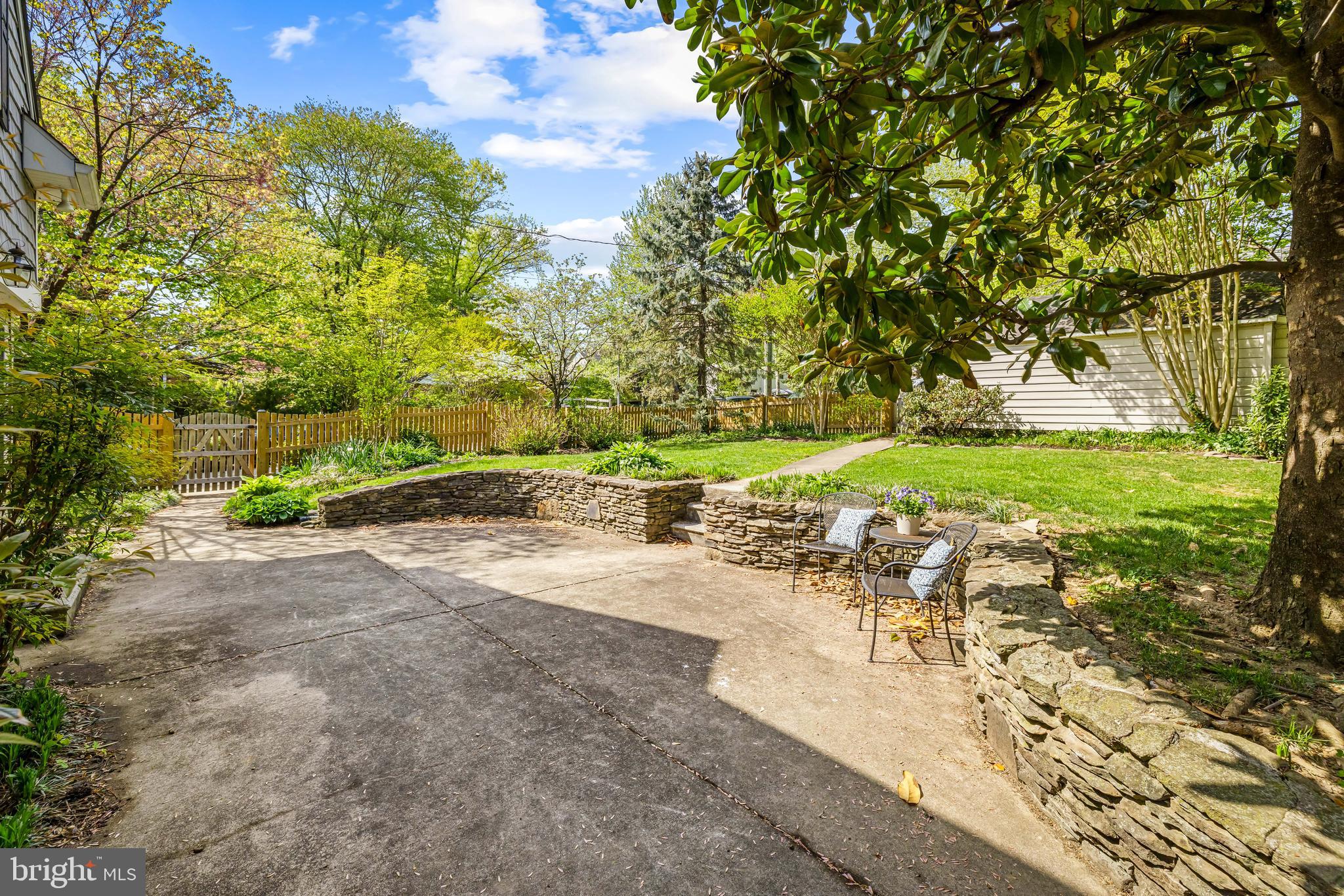 STONELEIGH - Residential