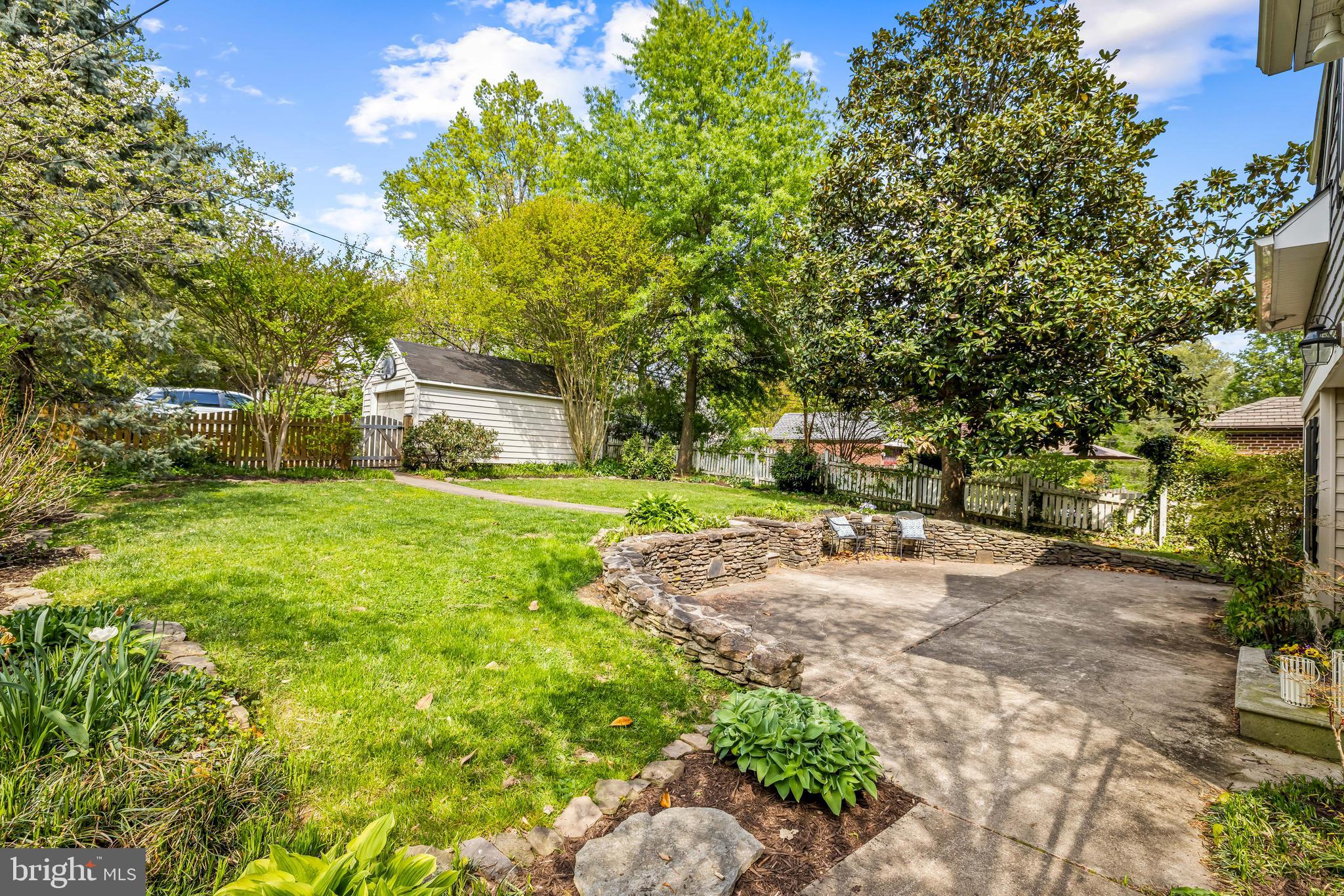 STONELEIGH - Residential