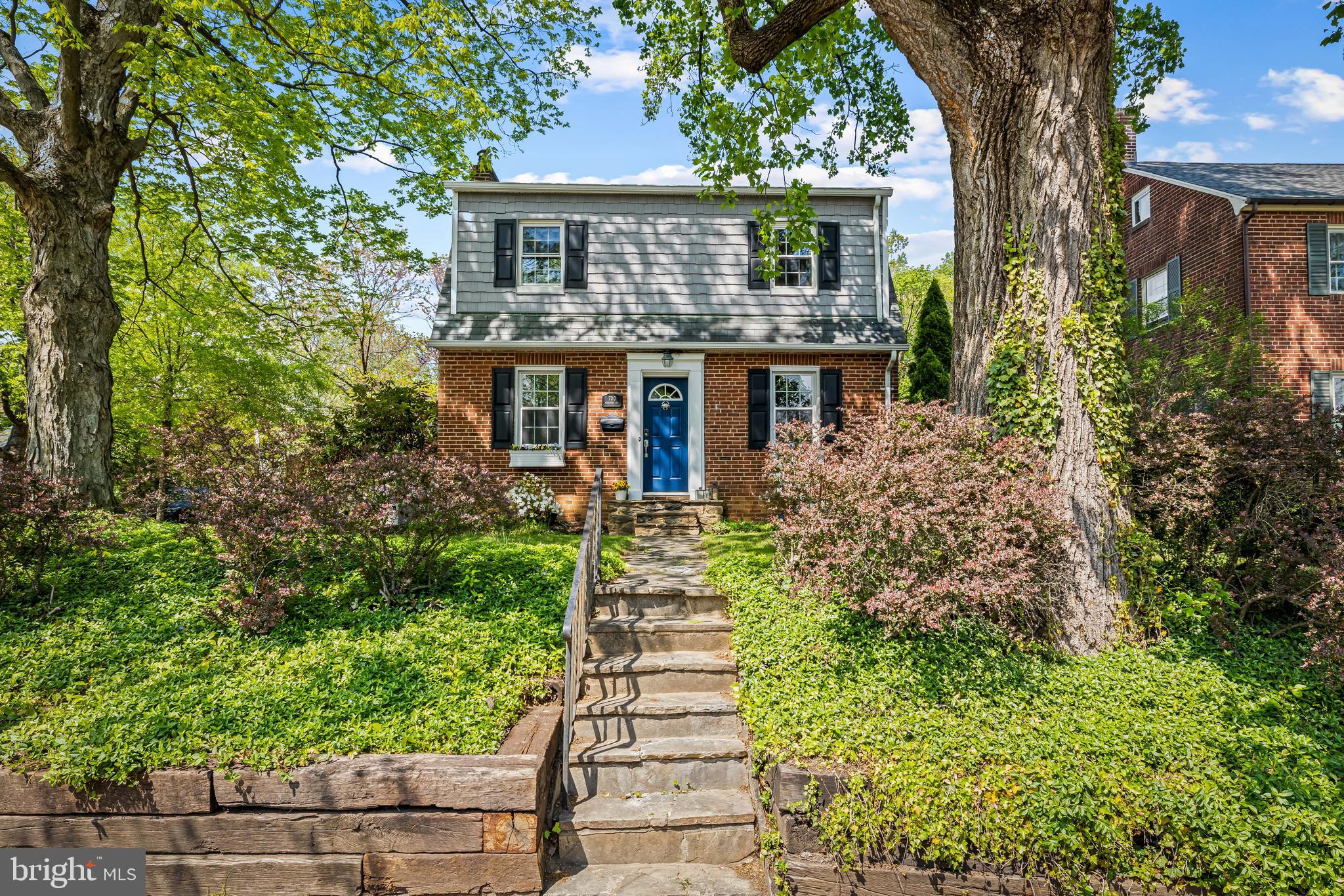 STONELEIGH - Residential