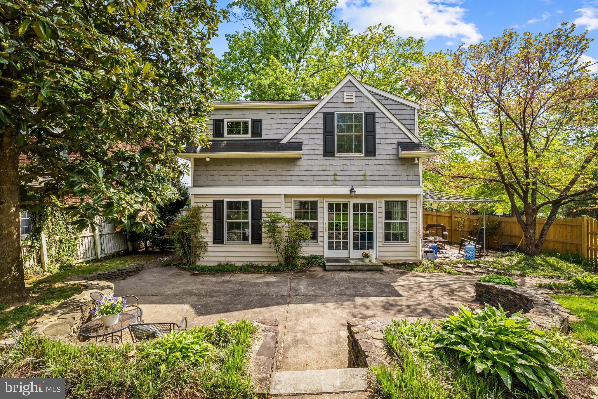 STONELEIGH - Residential